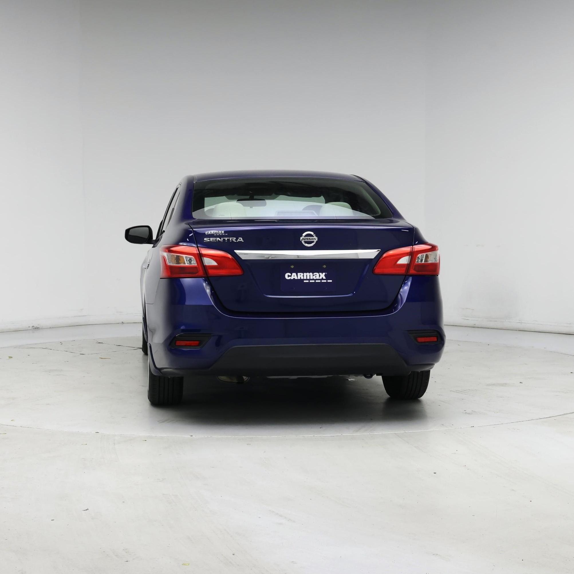 Thumbnail: 2017 Nissan Sentra - 6