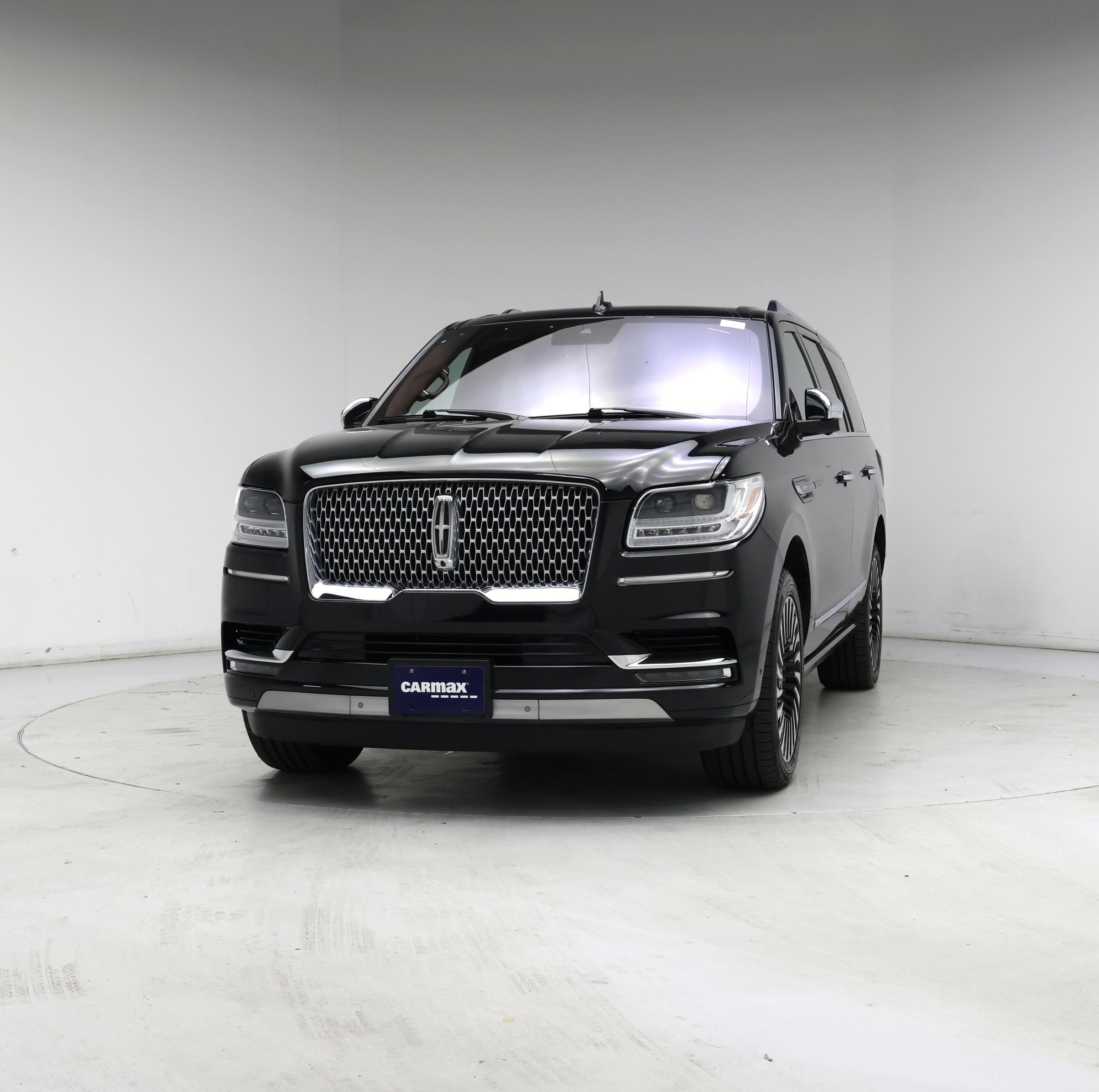 Thumbnail: 2019 Lincoln Navigator - 4