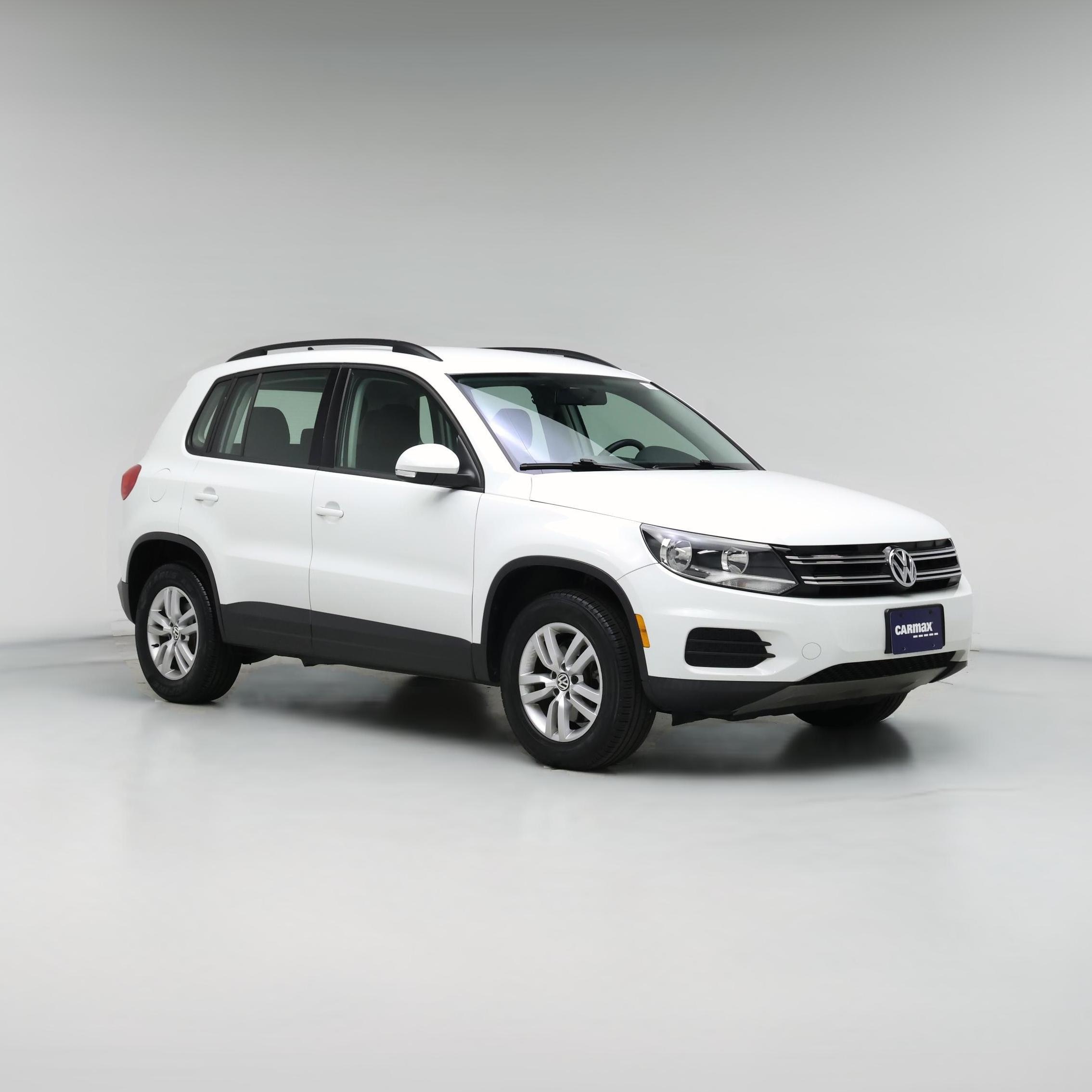 Thumbnail: 2015 Volkswagen Tiguan - 1