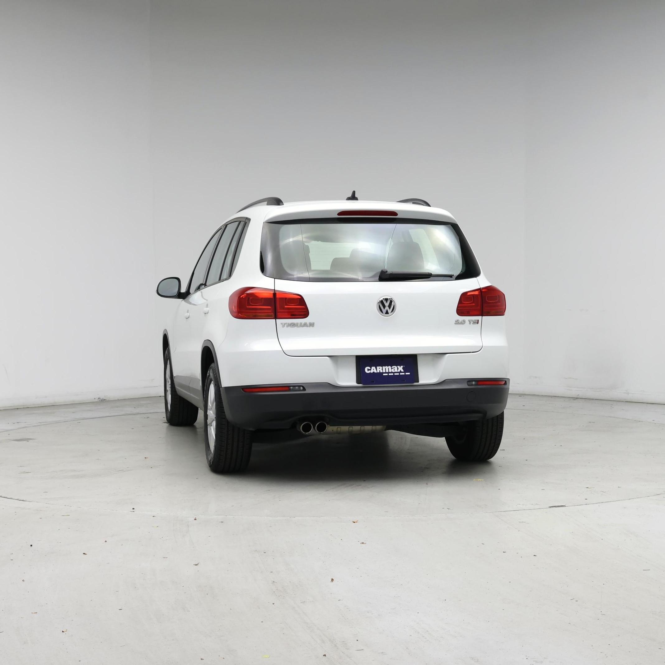 Thumbnail: 2015 Volkswagen Tiguan - 6