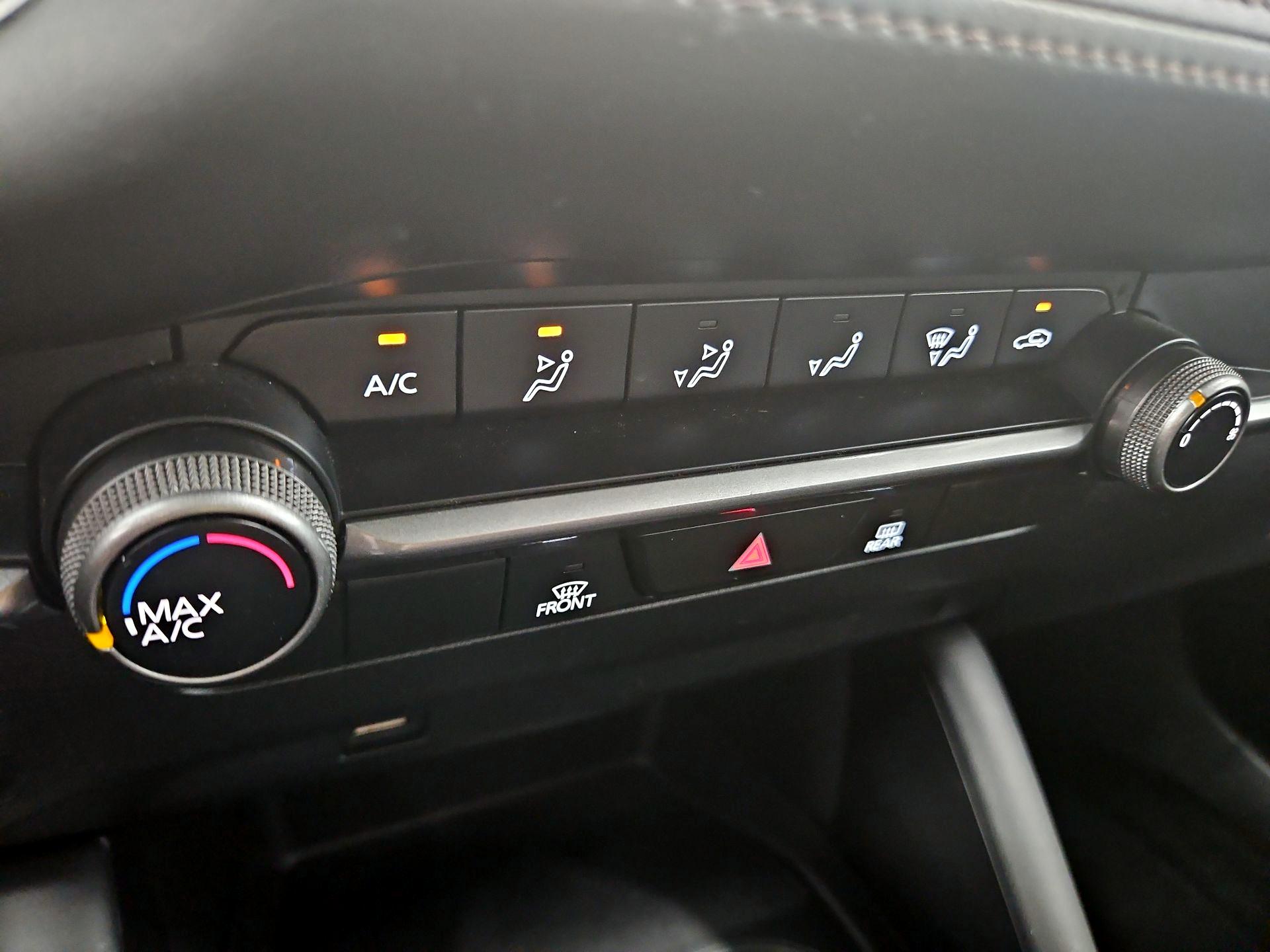 Thumbnail: 2020 Mazda Mazda3 - 16
