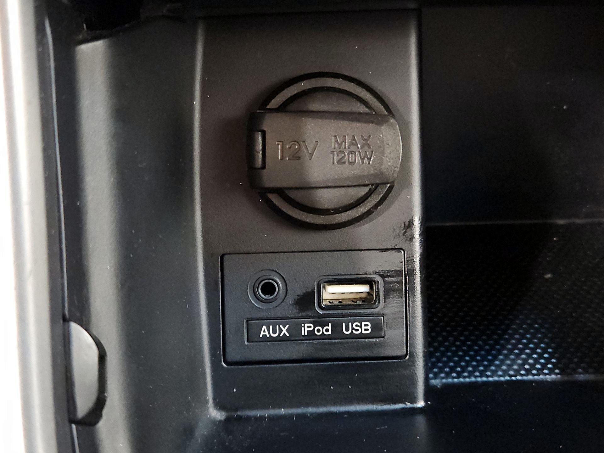 Thumbnail: 2016 Hyundai Elantra - 18