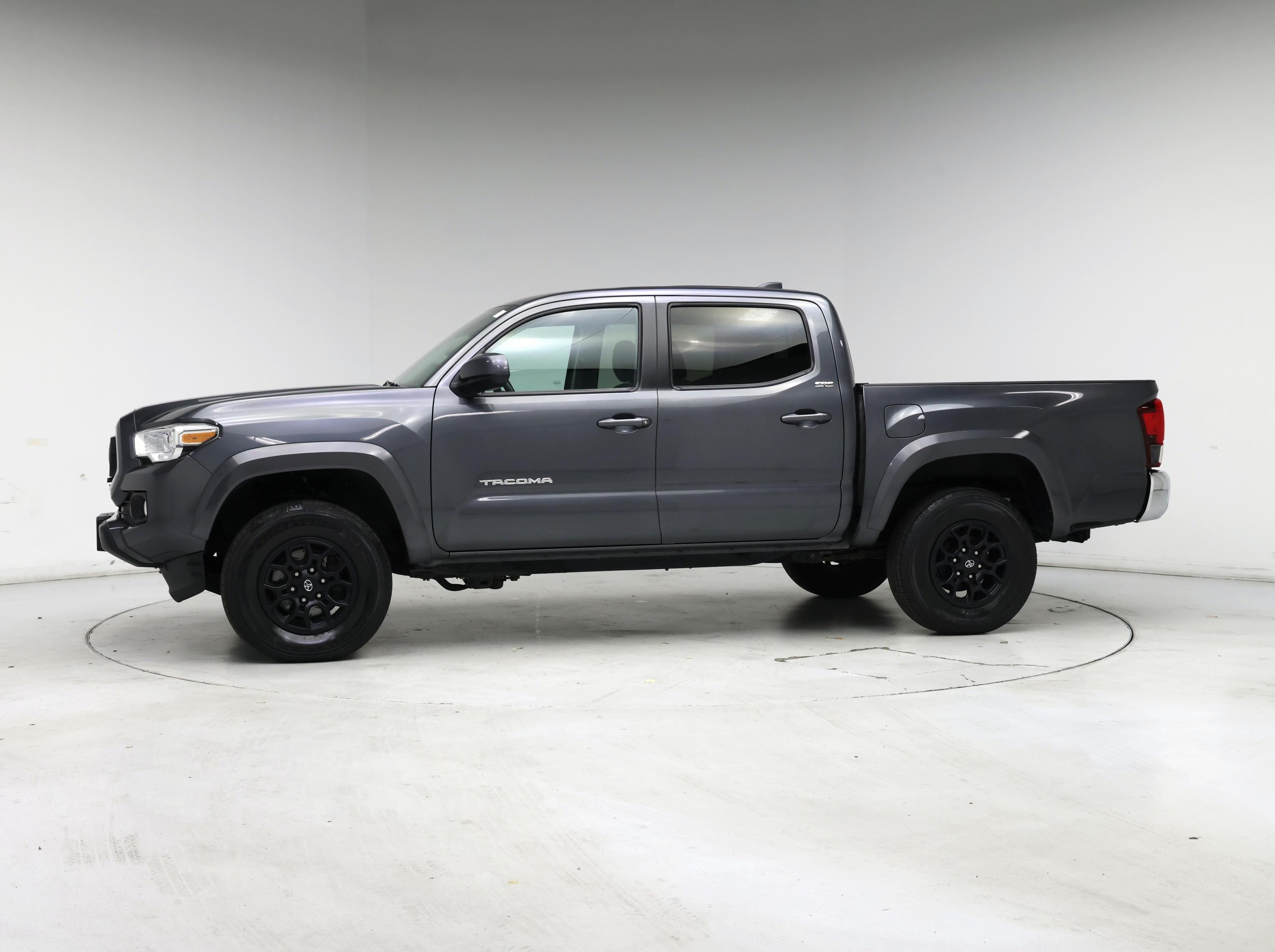 Thumbnail: 2021 Toyota Tacoma - 3