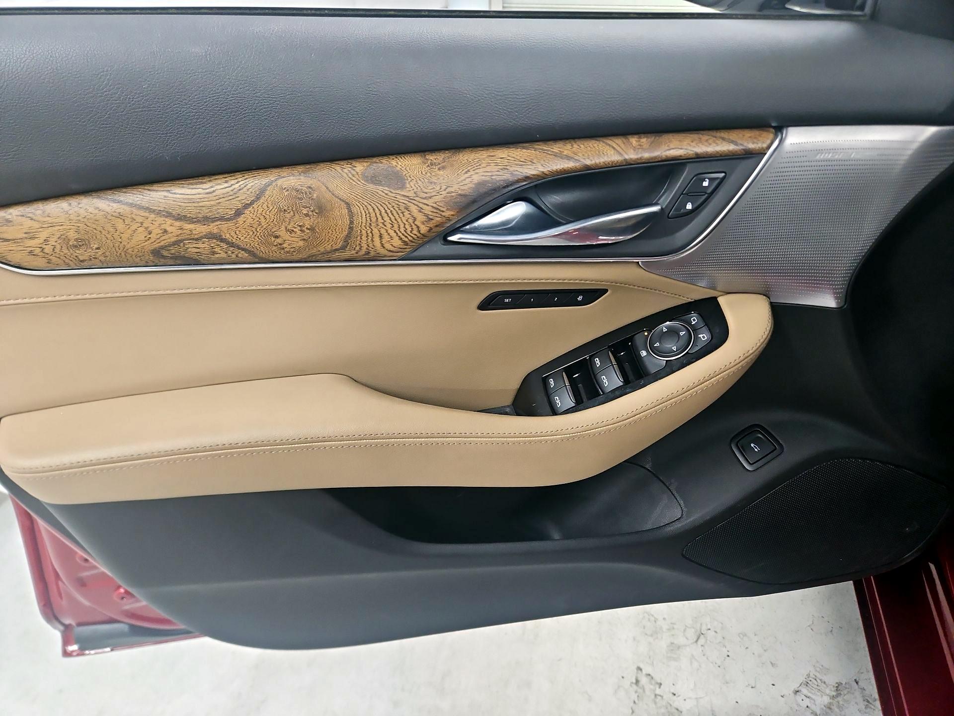 Thumbnail: 2022 Cadillac CT5 - 12