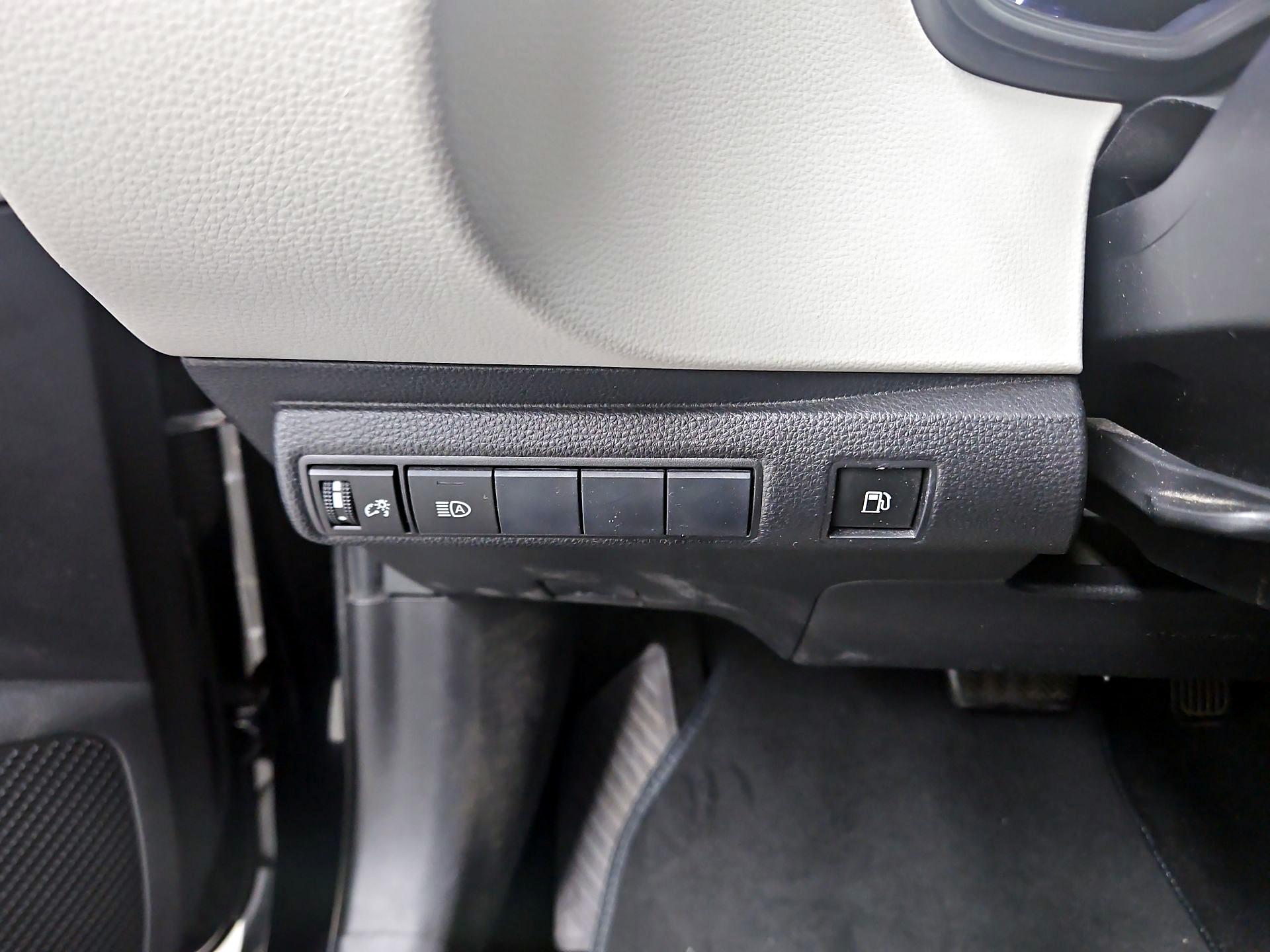 Thumbnail: 2020 Toyota Corolla - 13