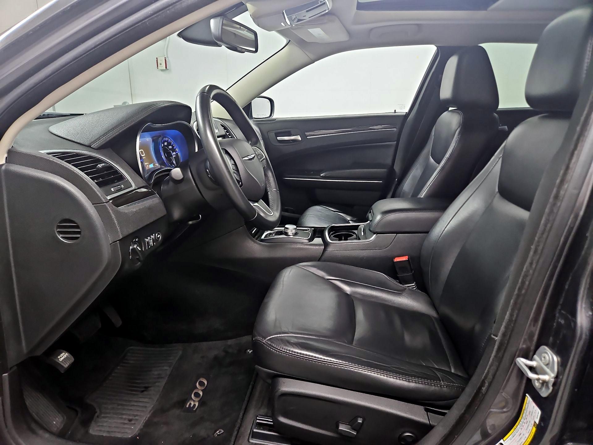 Thumbnail: 2016 Chrysler 300 - 11