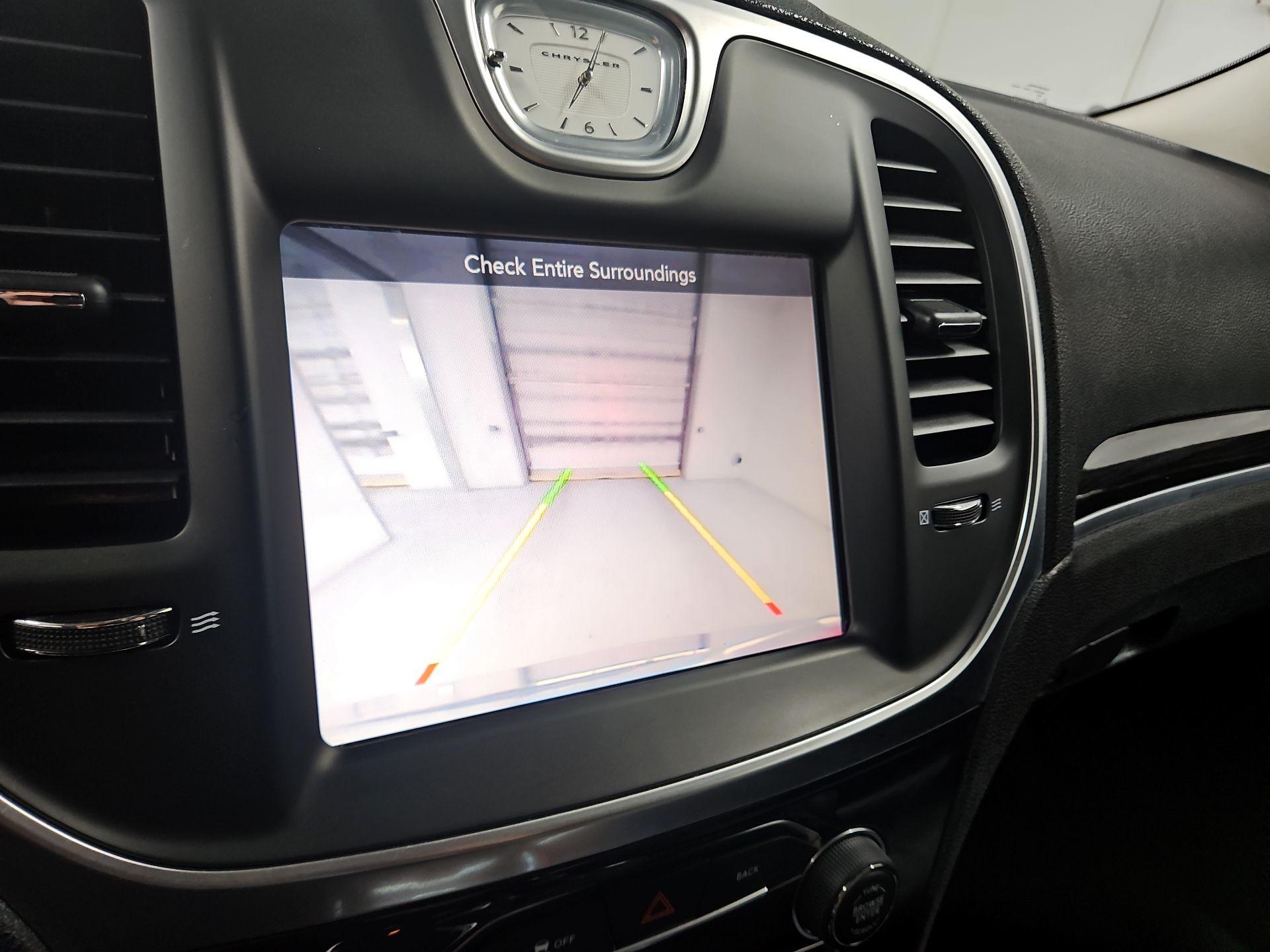 Thumbnail: 2016 Chrysler 300 - 14