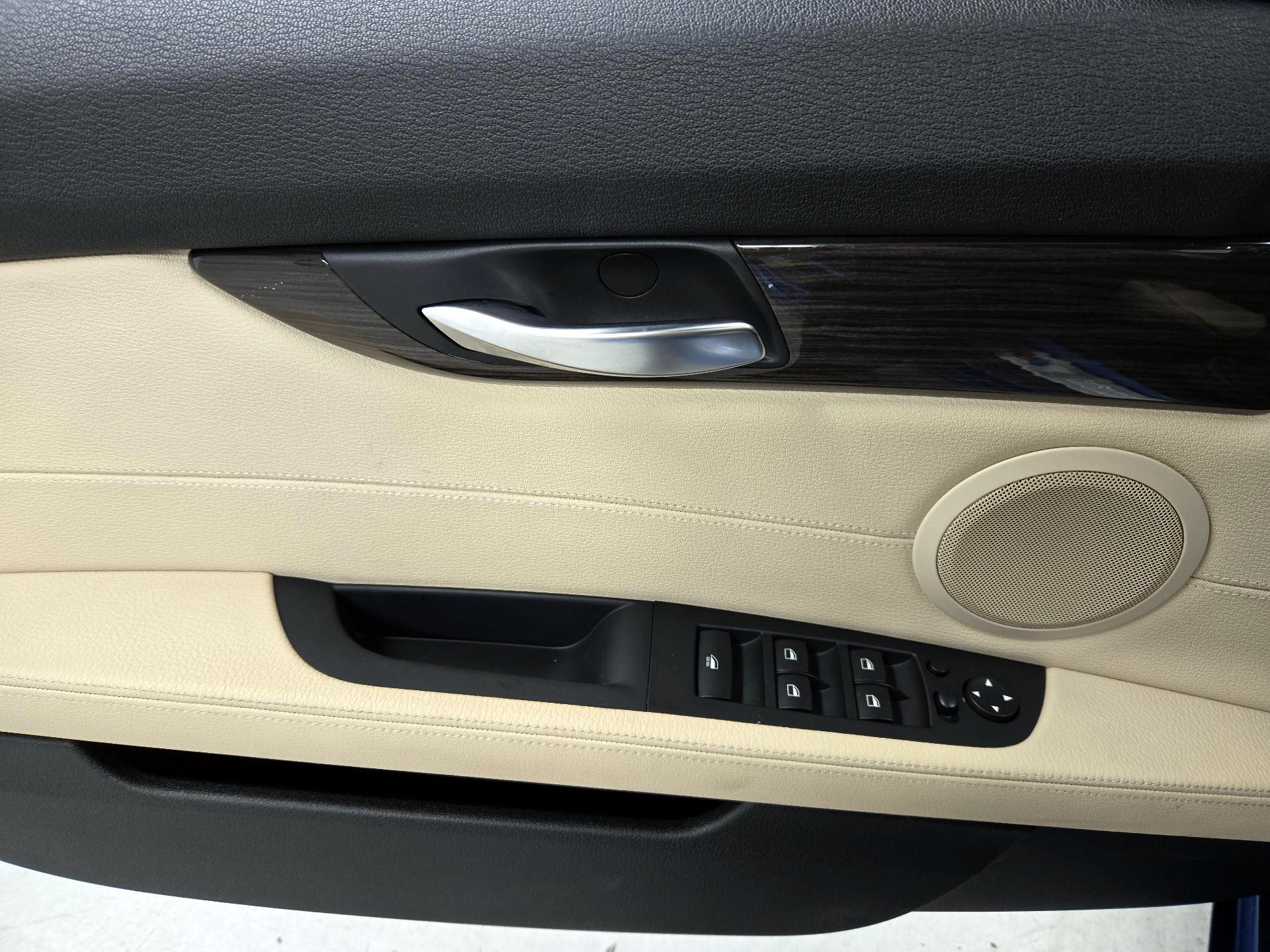 Thumbnail: 2016 BMW Z4 - 12