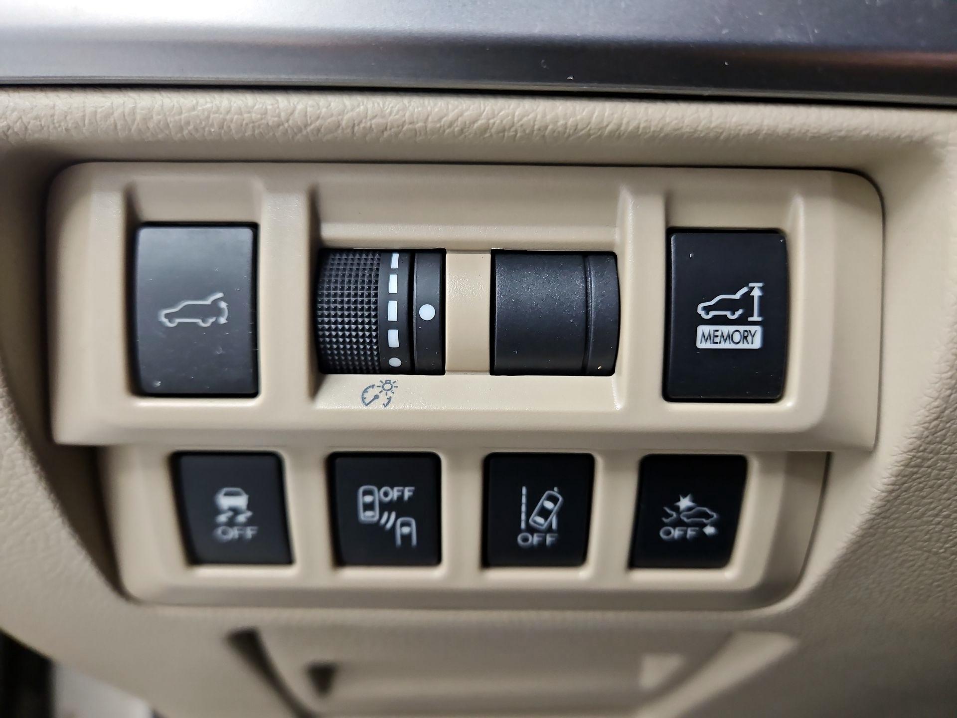 Thumbnail: 2018 Subaru Outback - 13