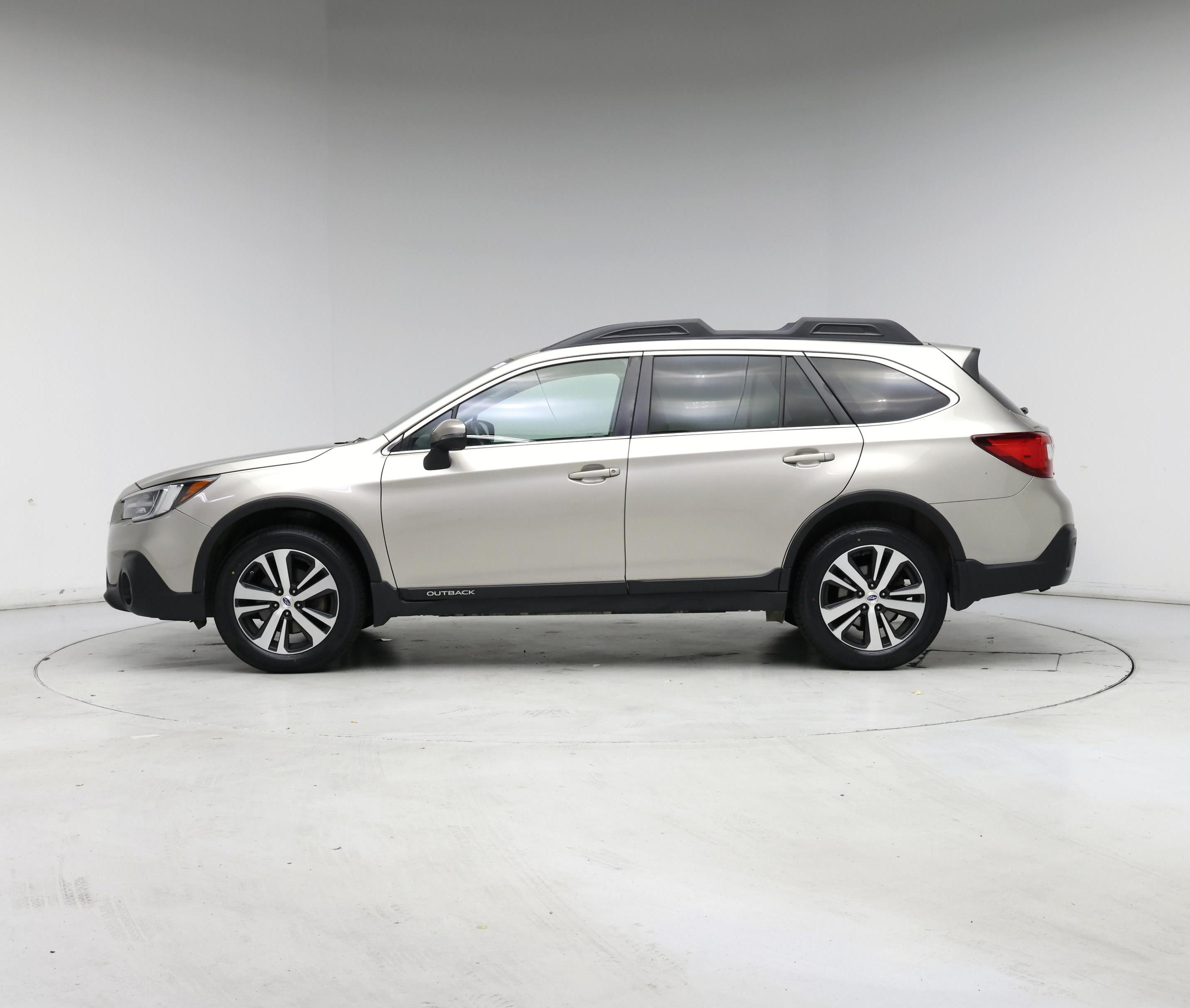 Thumbnail: 2018 Subaru Outback - 3
