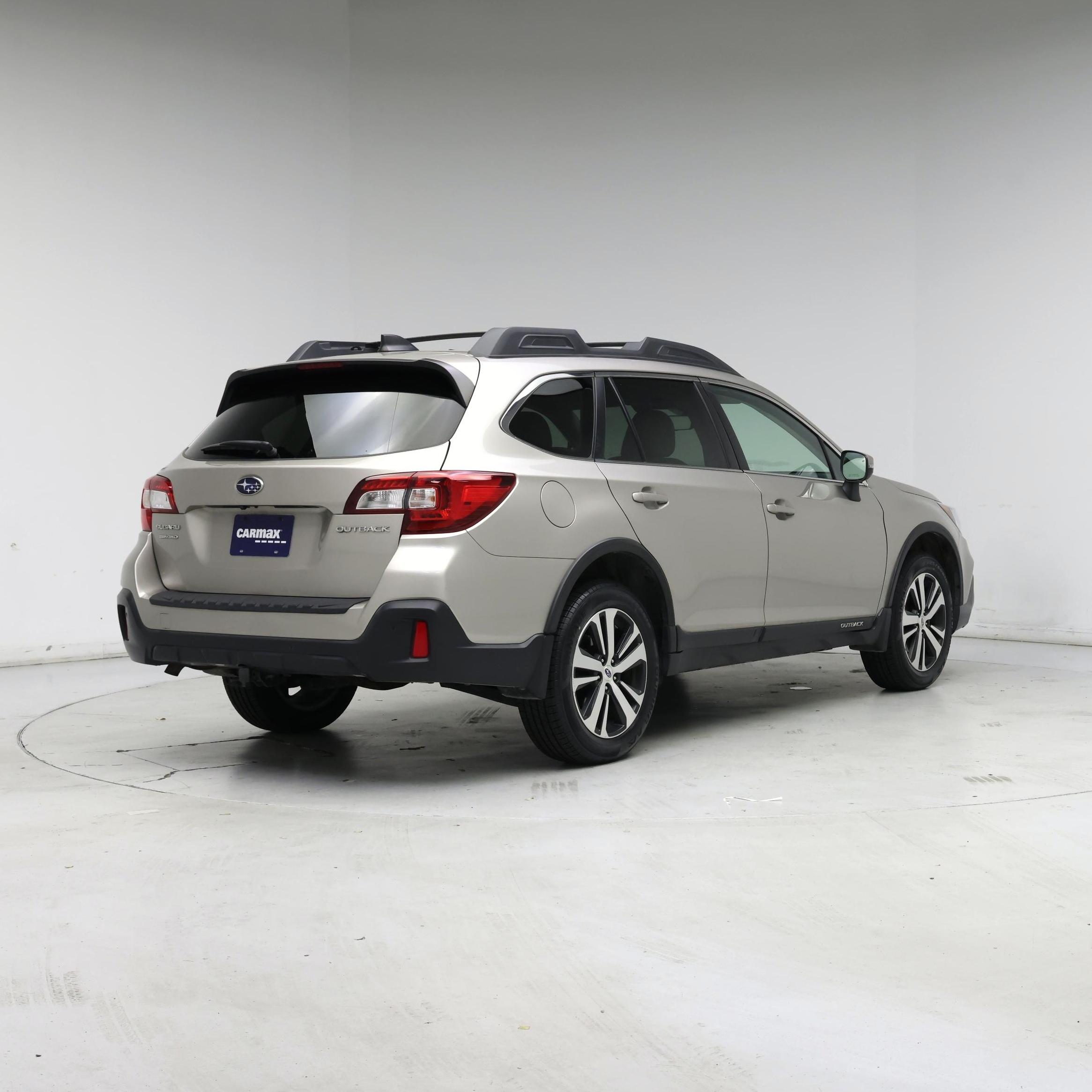 Thumbnail: 2018 Subaru Outback - 8