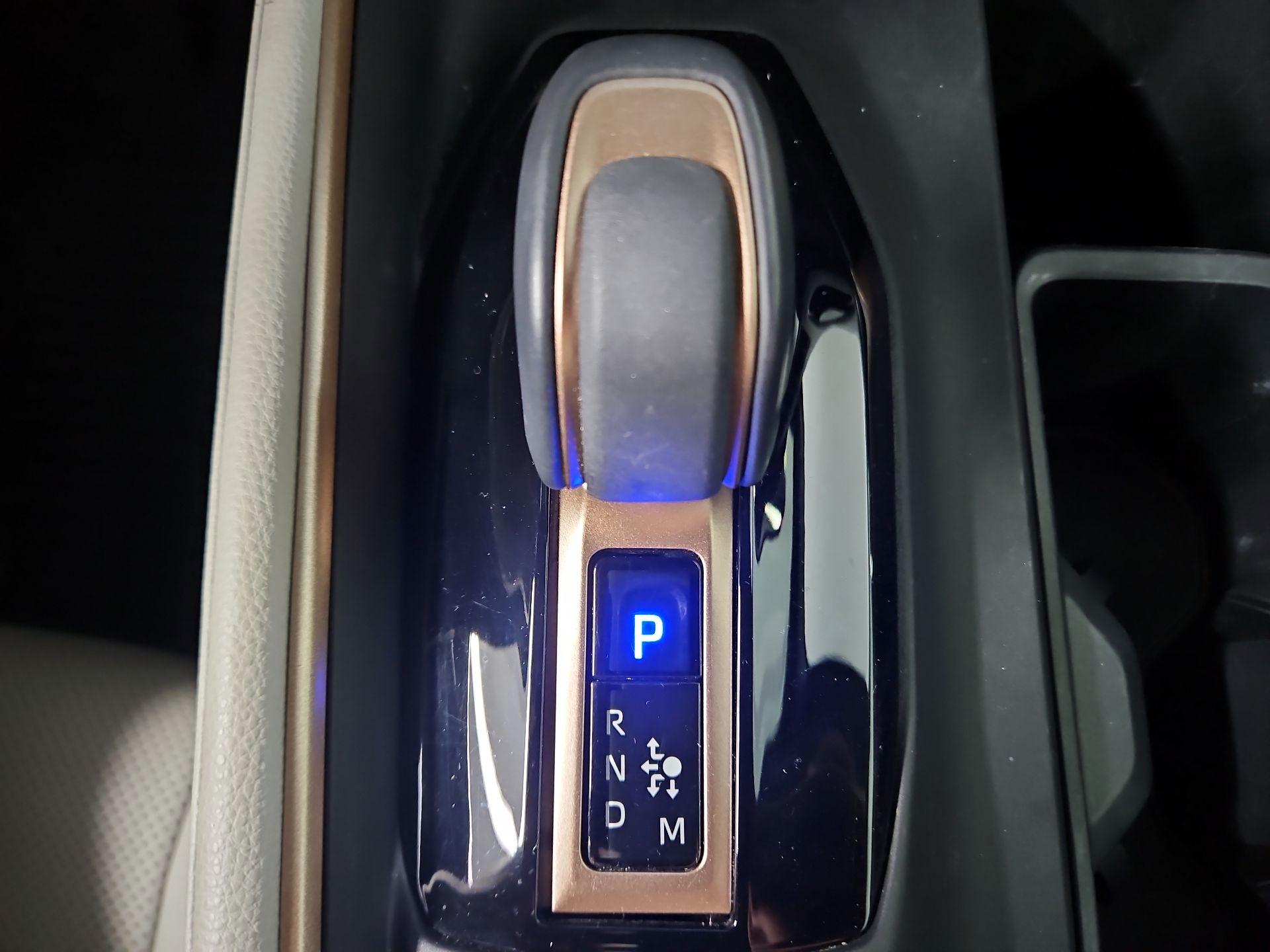 Thumbnail: 2024 Toyota Highlander - 17
