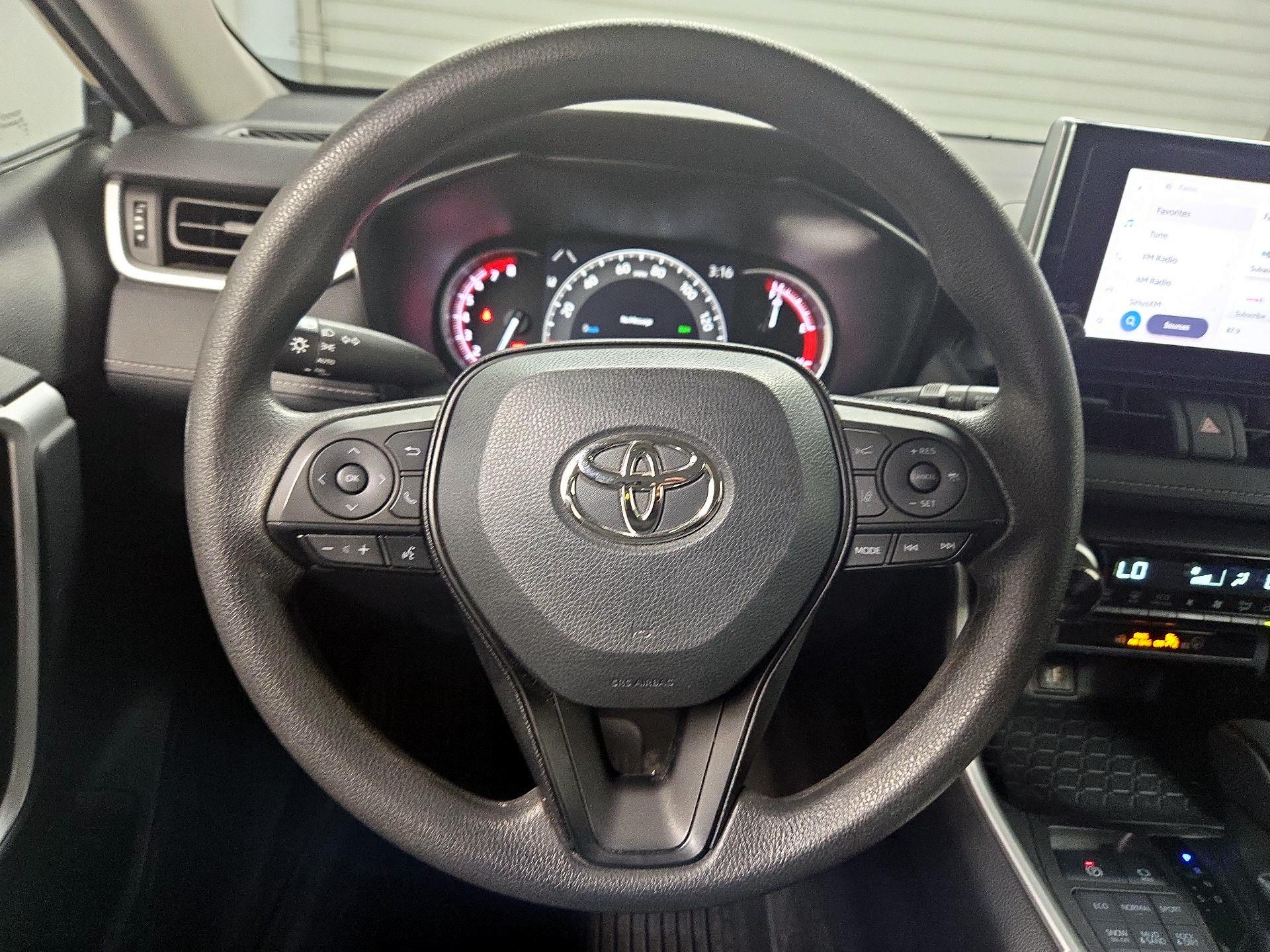 Thumbnail: 2023 Toyota RAV4 - 10