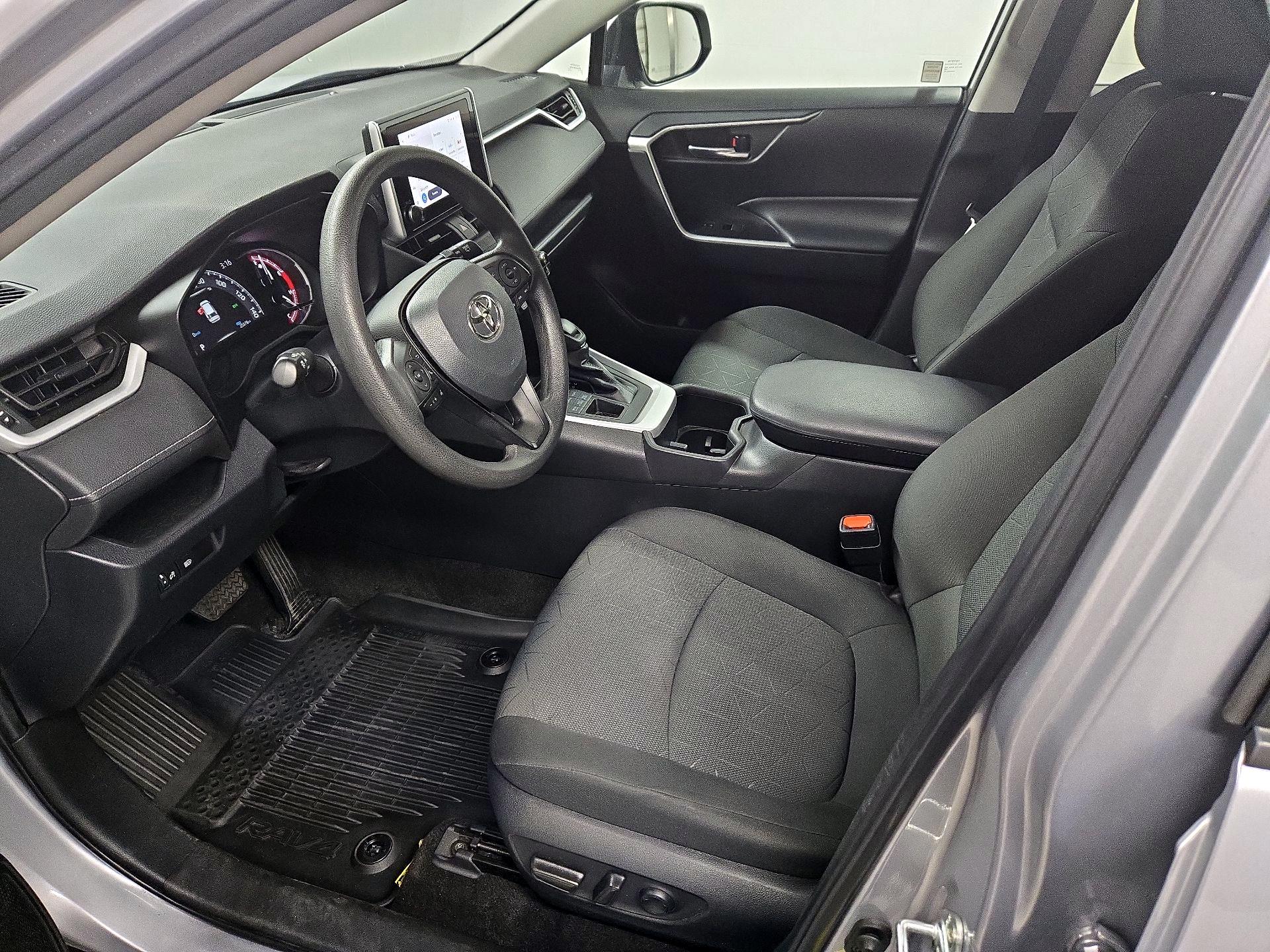 Thumbnail: 2023 Toyota RAV4 - 11