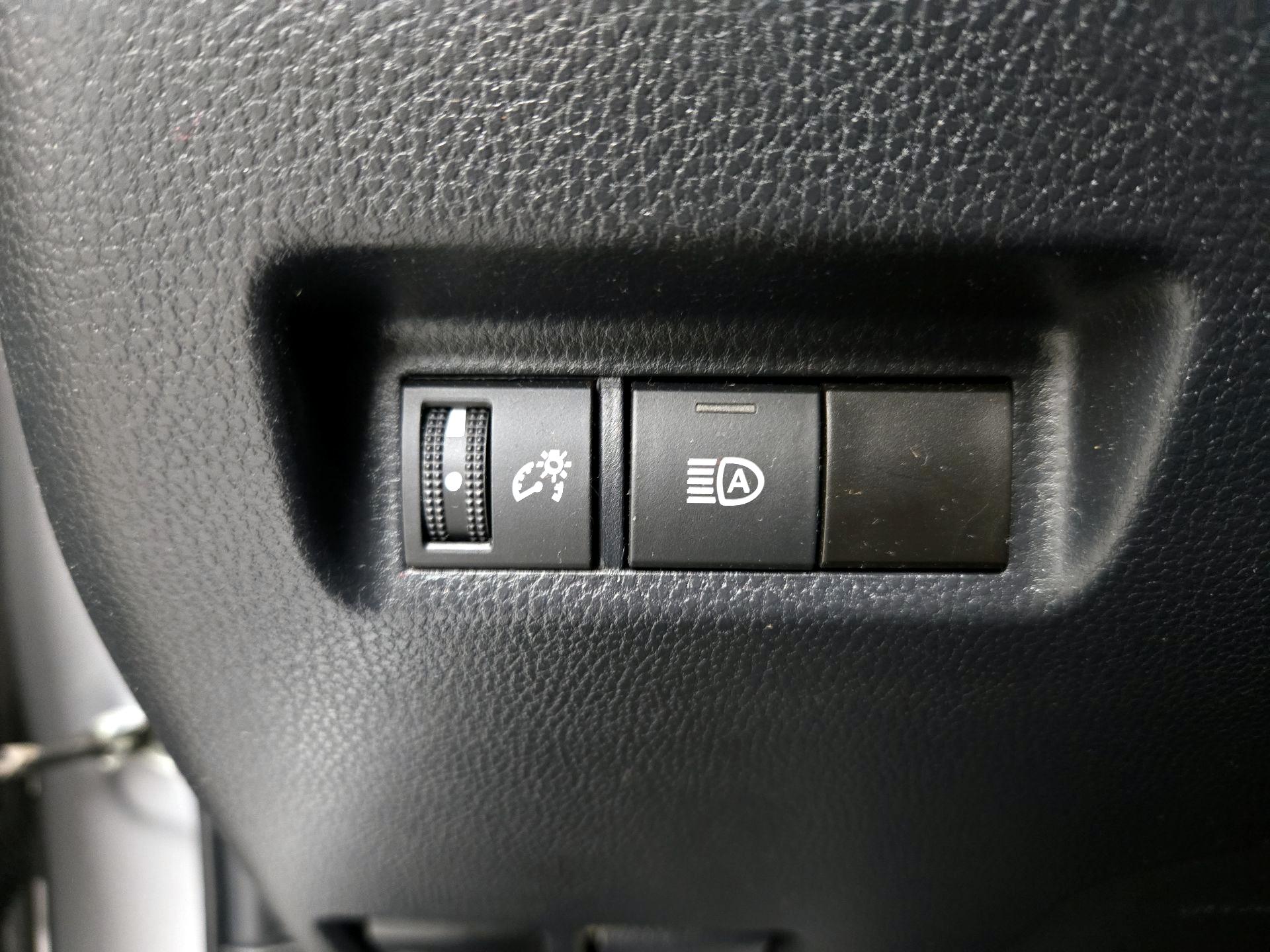 Thumbnail: 2023 Toyota RAV4 - 13