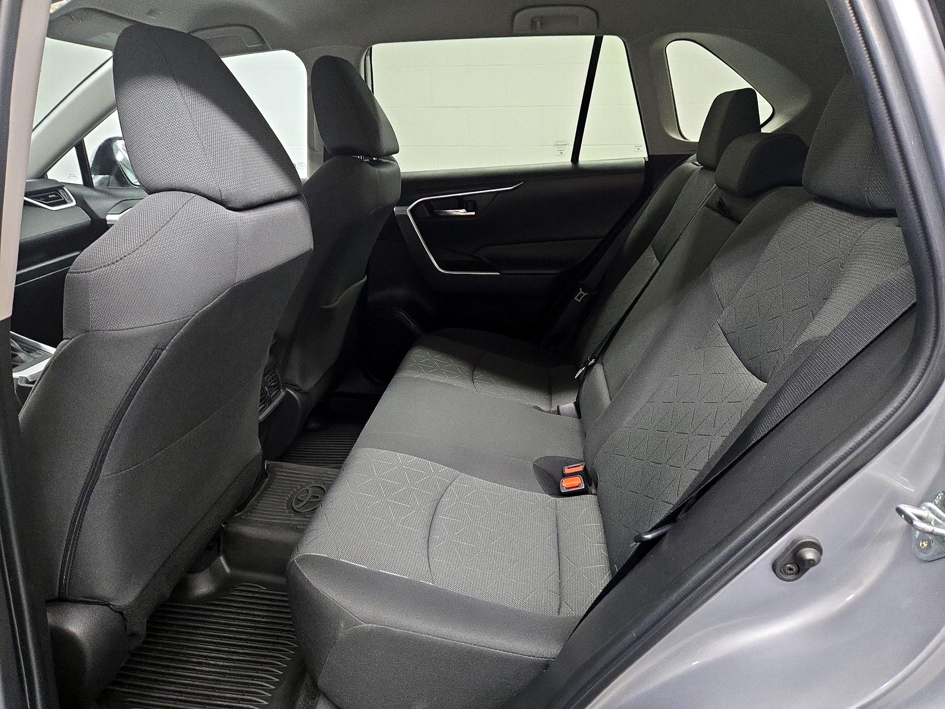 Thumbnail: 2023 Toyota RAV4 - 19