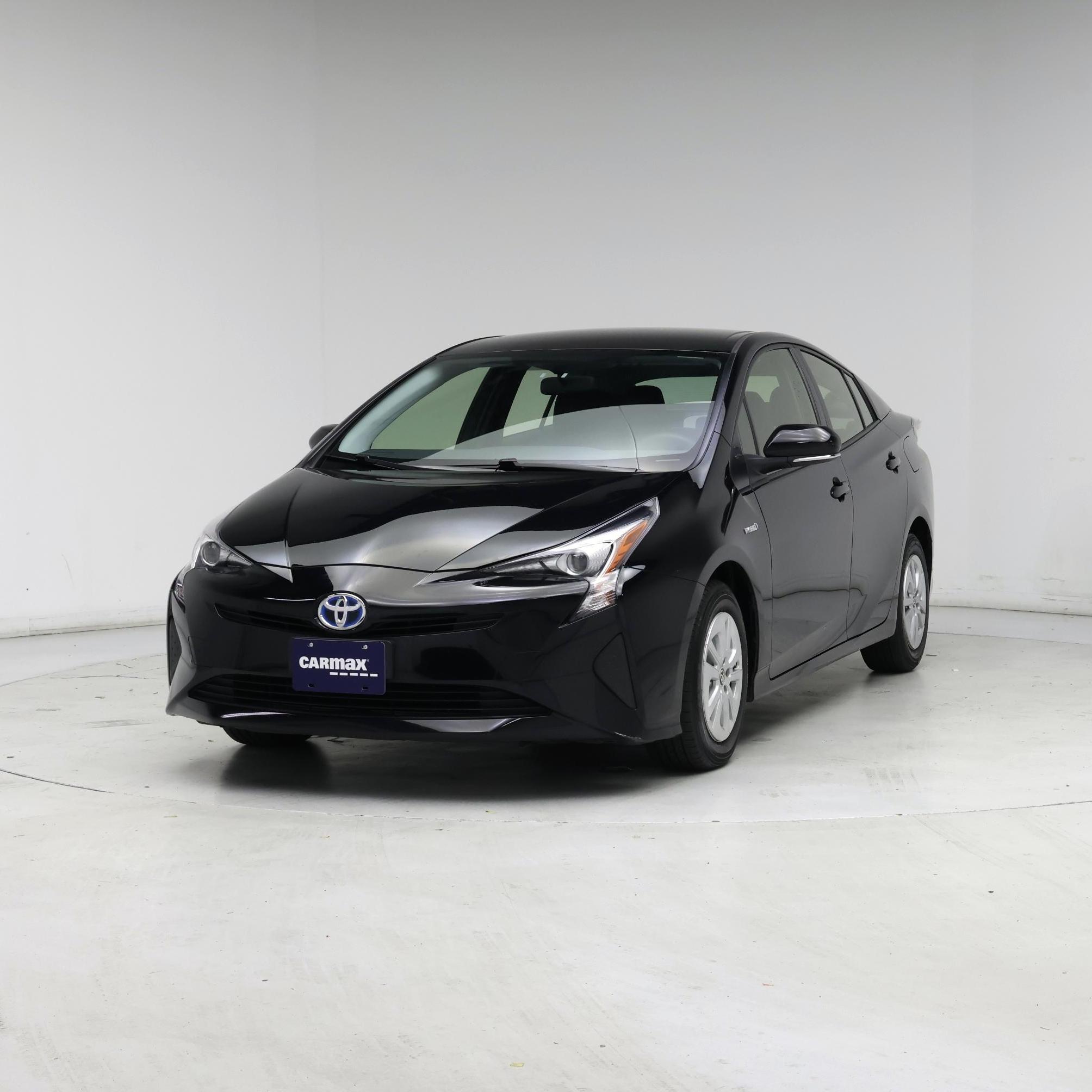 Thumbnail: 2016 Toyota Prius - 4