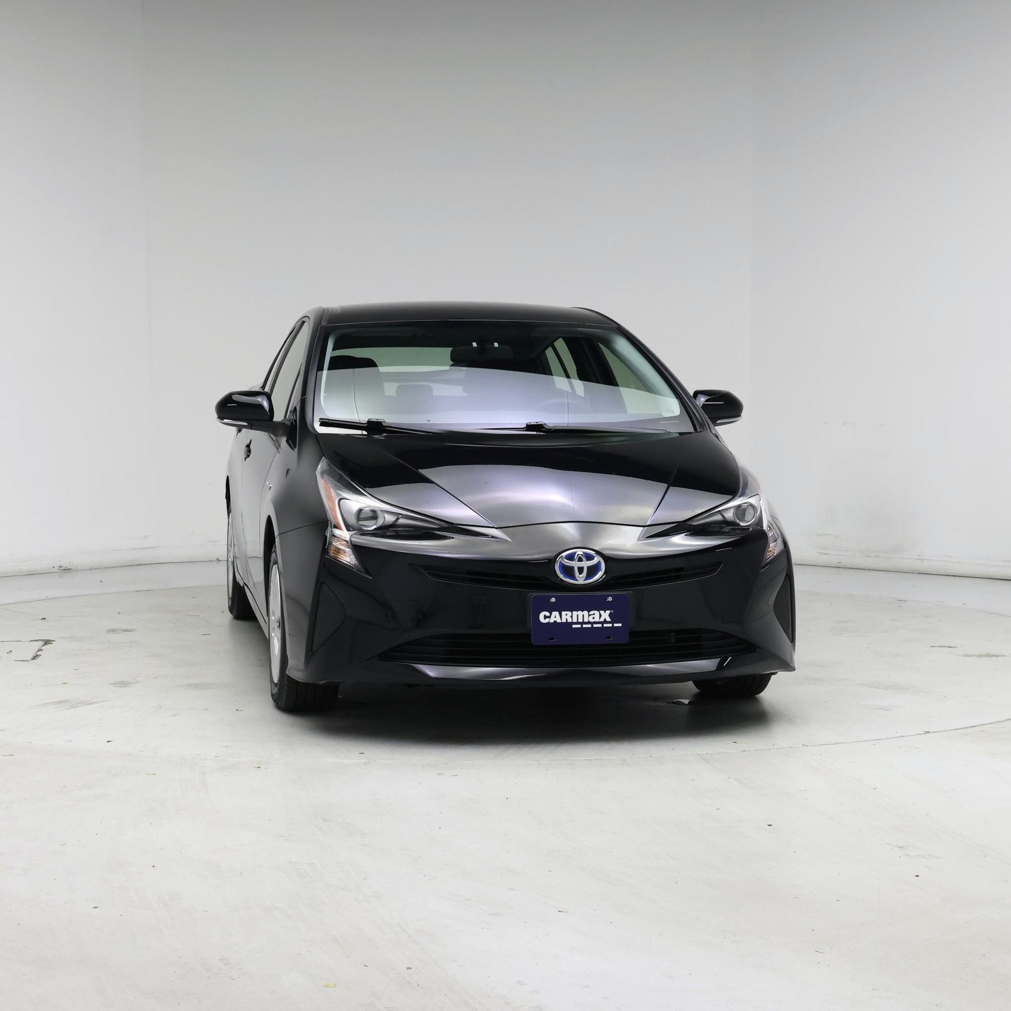 Thumbnail: 2016 Toyota Prius - 5