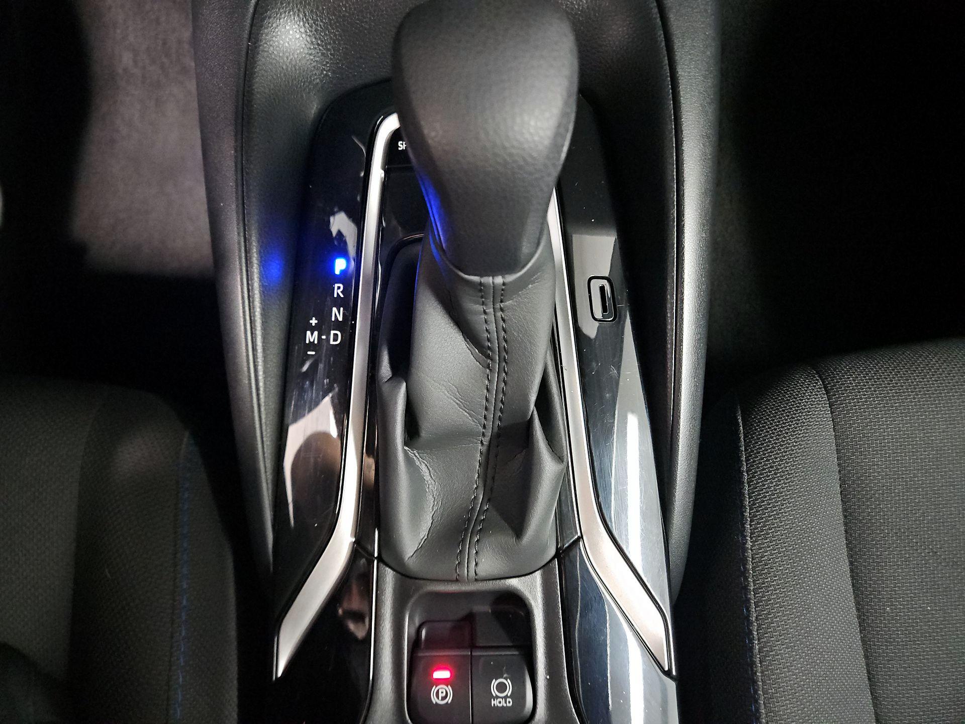 Thumbnail: 2022 Toyota Corolla - 17