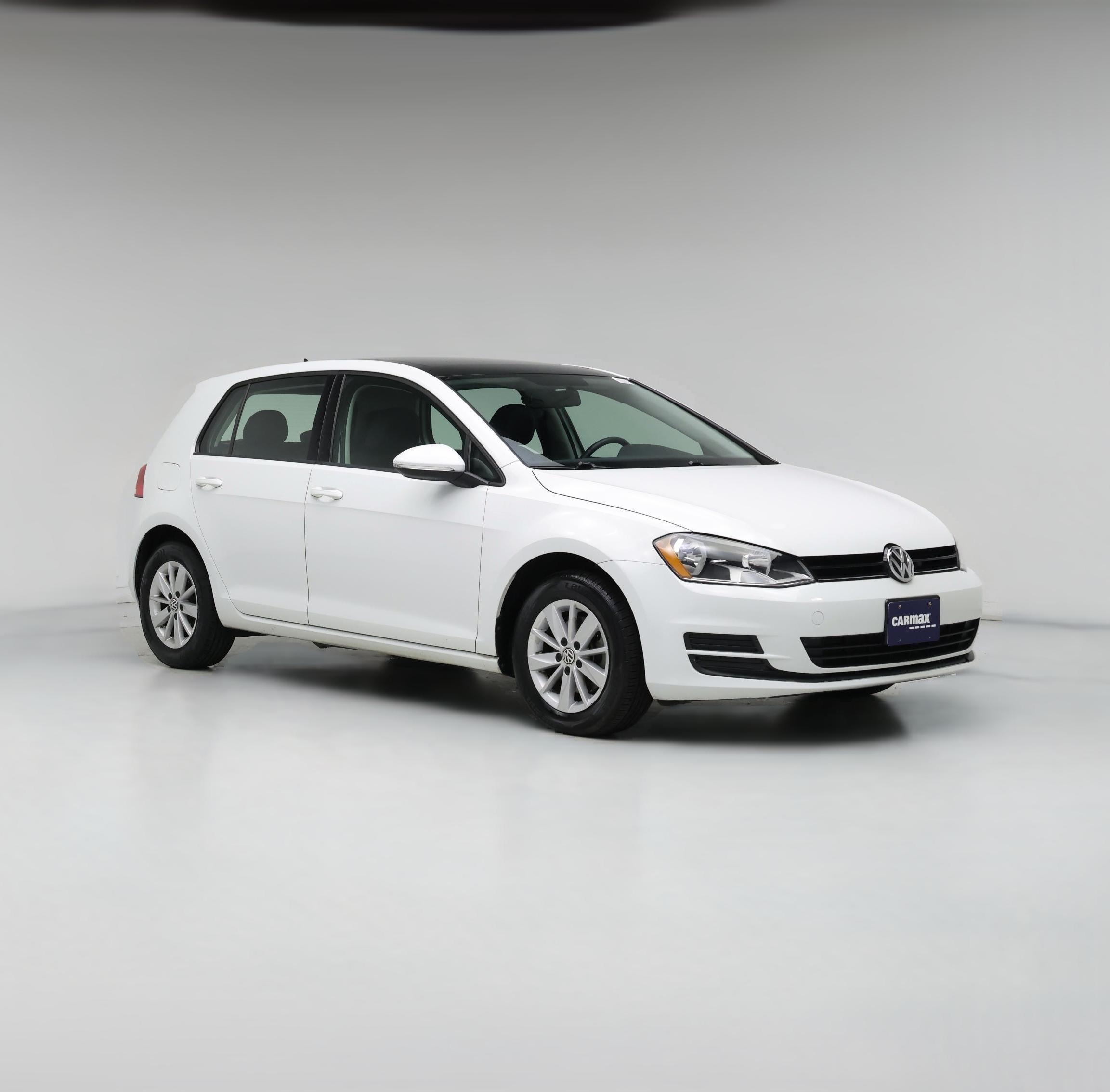 Thumbnail: 2015 Volkswagen Golf - 1