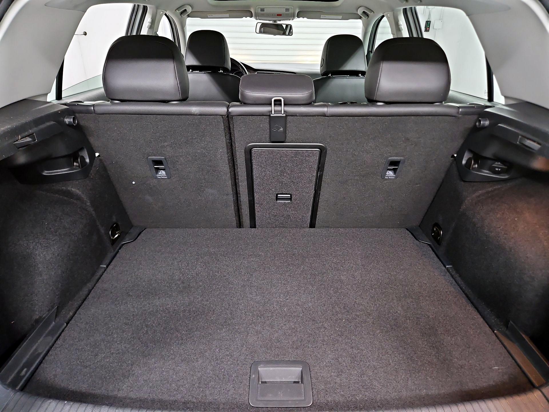 Thumbnail: 2015 Volkswagen Golf - 19