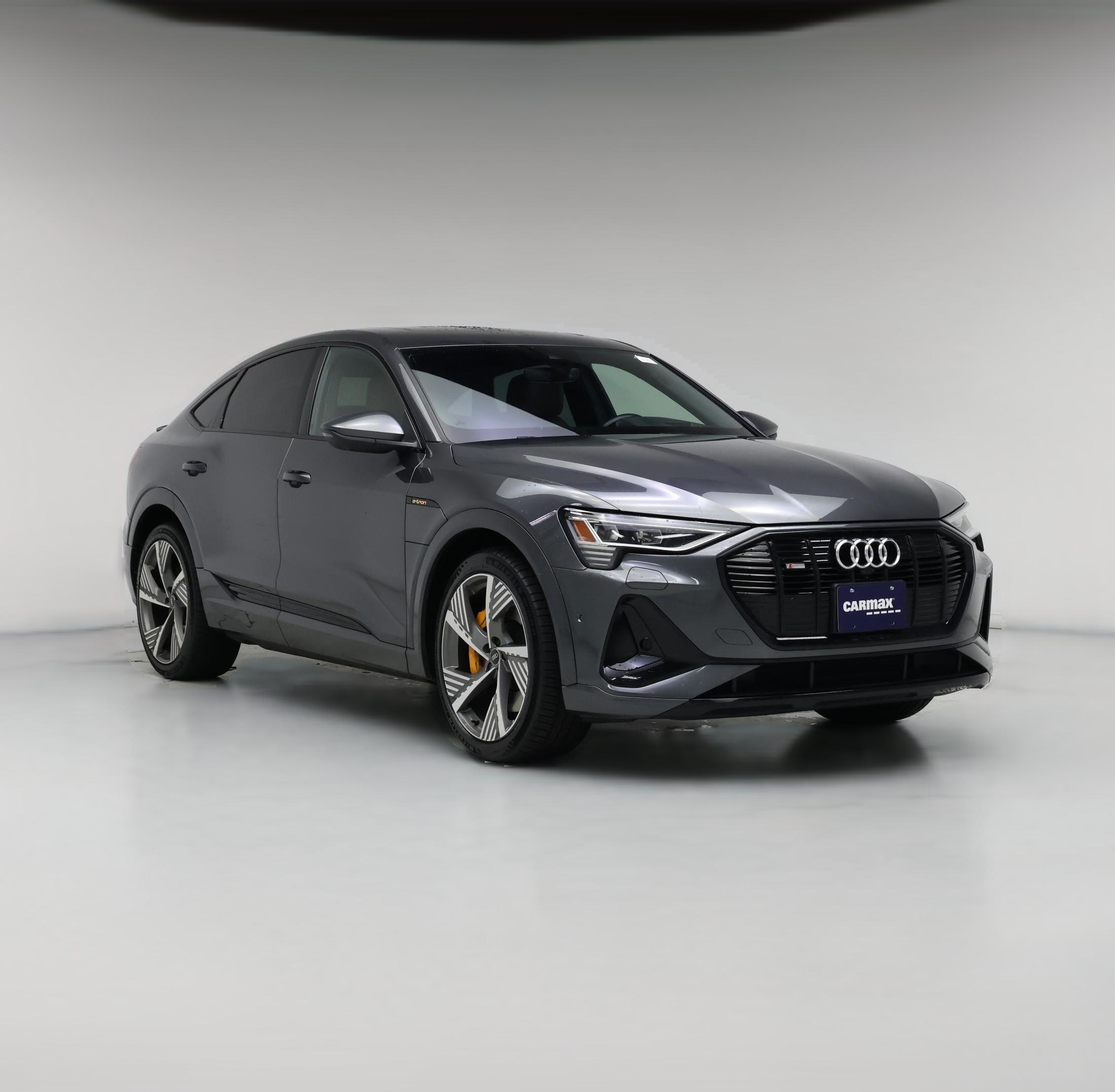 Thumbnail: 2022 Audi e-tron S - 1