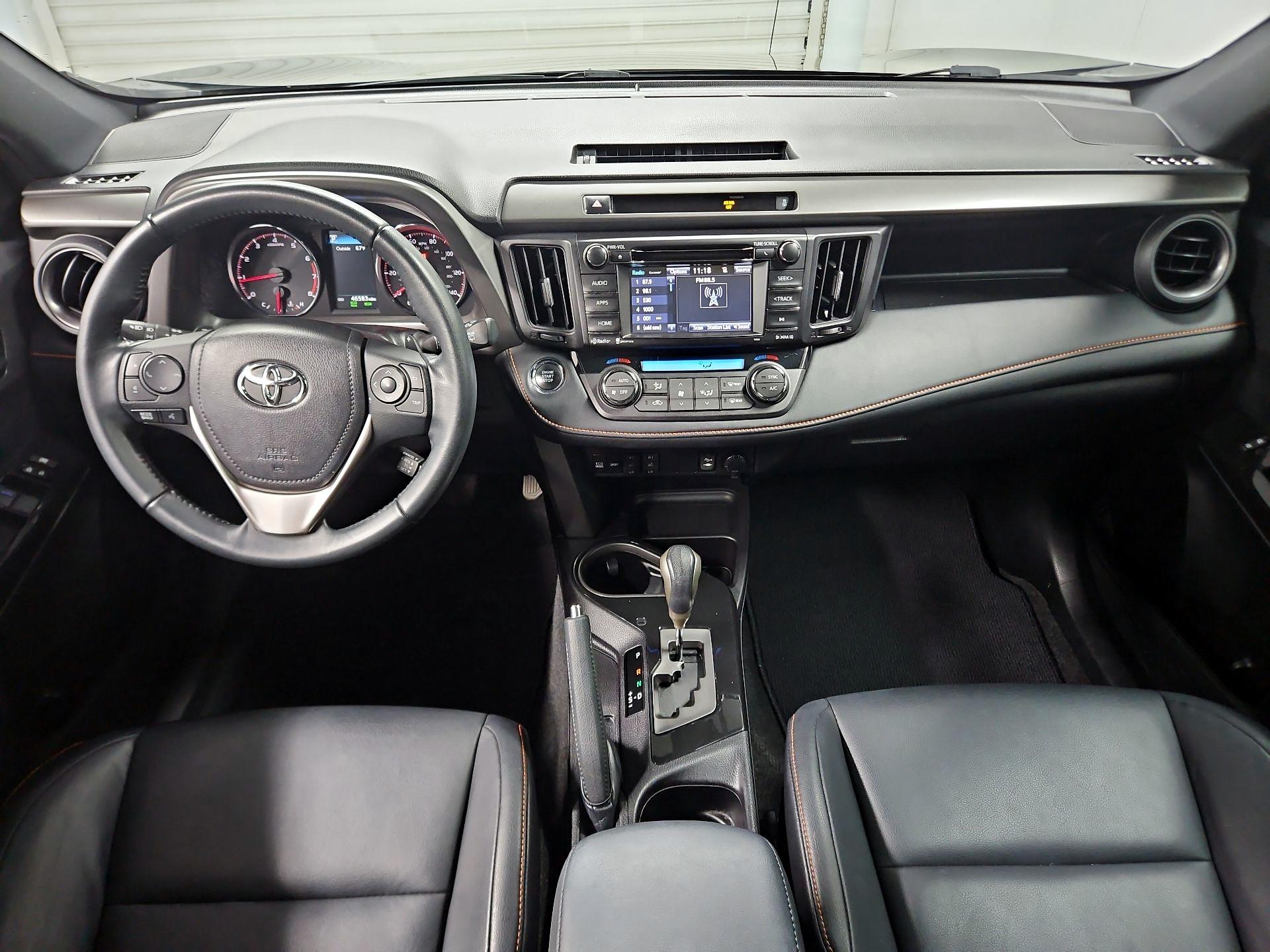 Thumbnail: 2016 Toyota RAV4 - 9