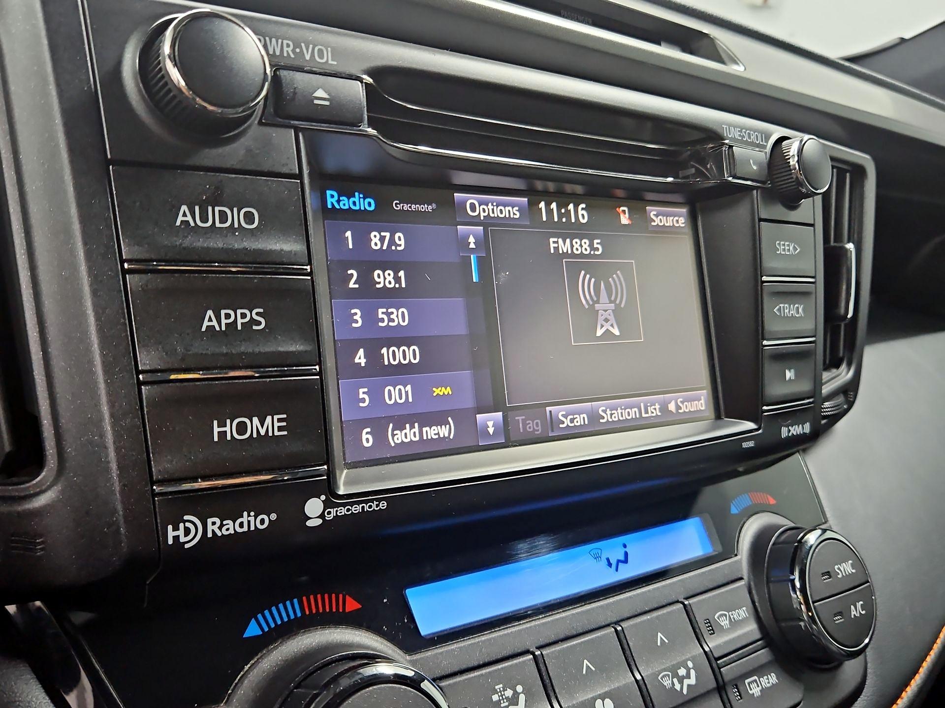 Thumbnail: 2016 Toyota RAV4 - 15