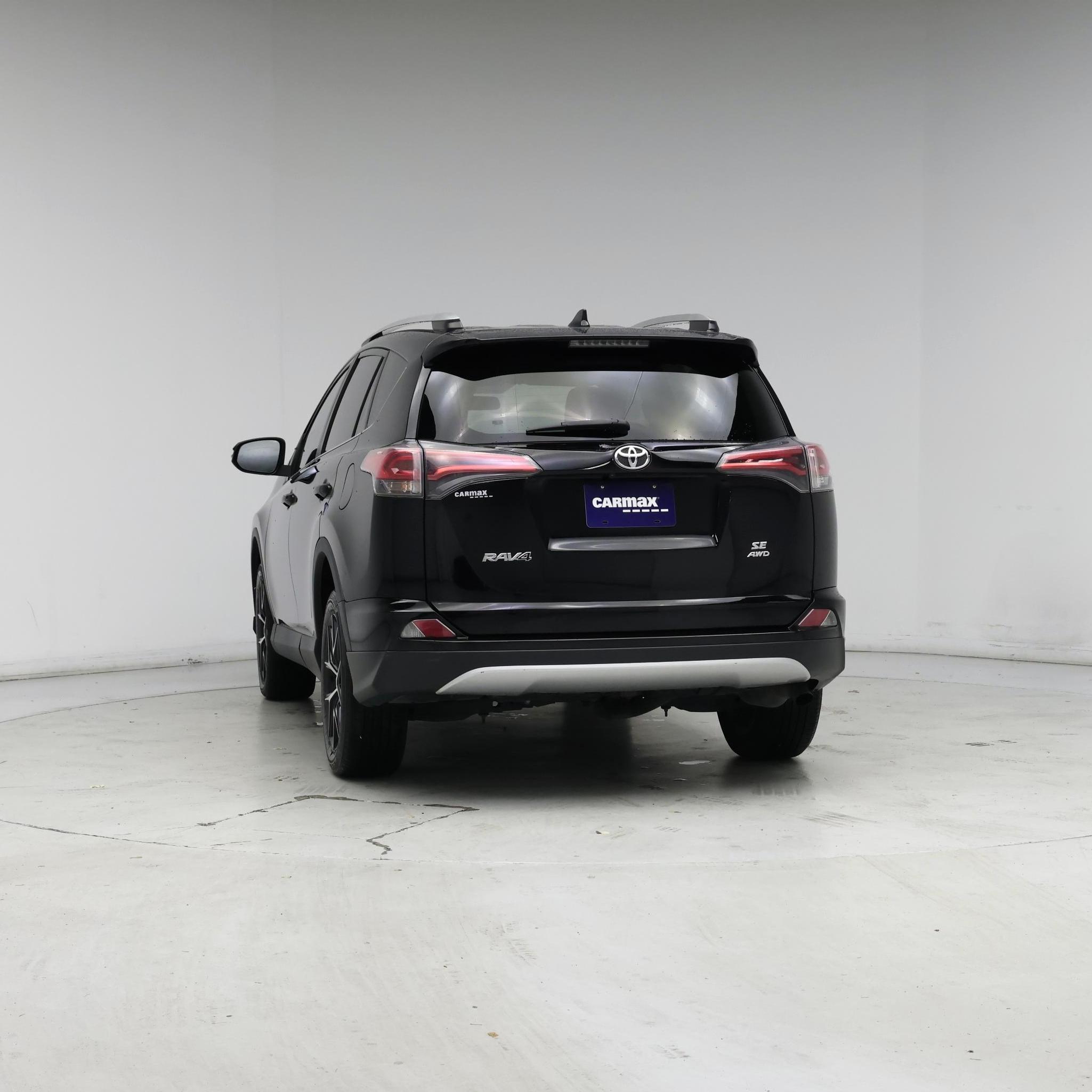 Thumbnail: 2016 Toyota RAV4 - 6