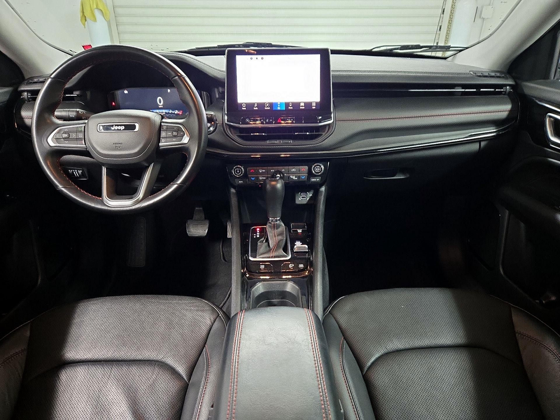 Thumbnail: 2022 Jeep Compass - 9