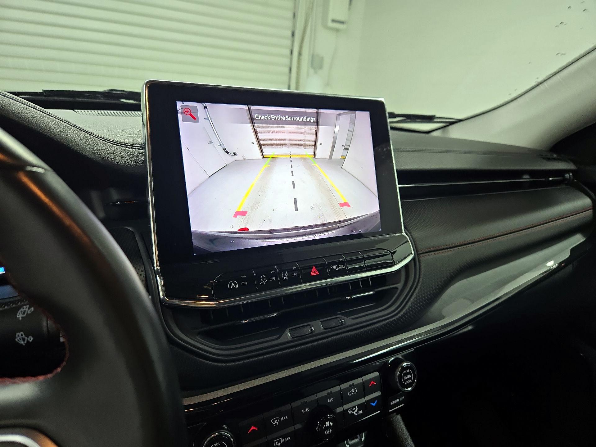 Thumbnail: 2022 Jeep Compass - 15