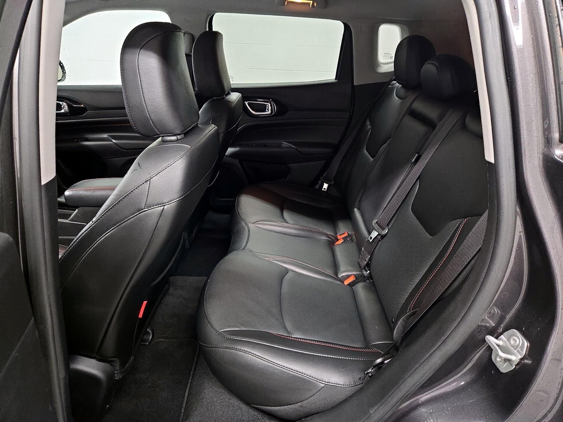 Thumbnail: 2022 Jeep Compass - 20