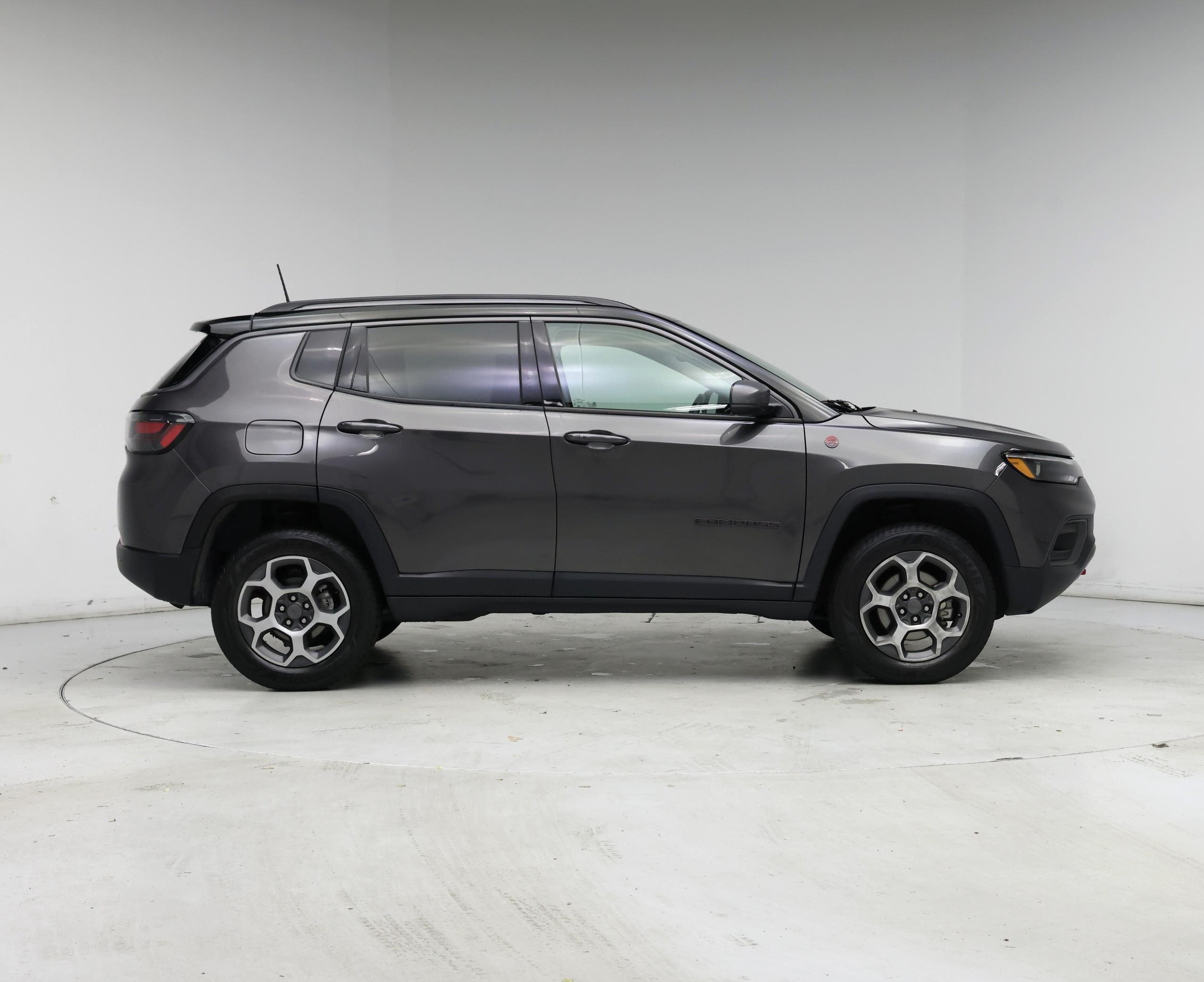 Thumbnail: 2022 Jeep Compass - 7