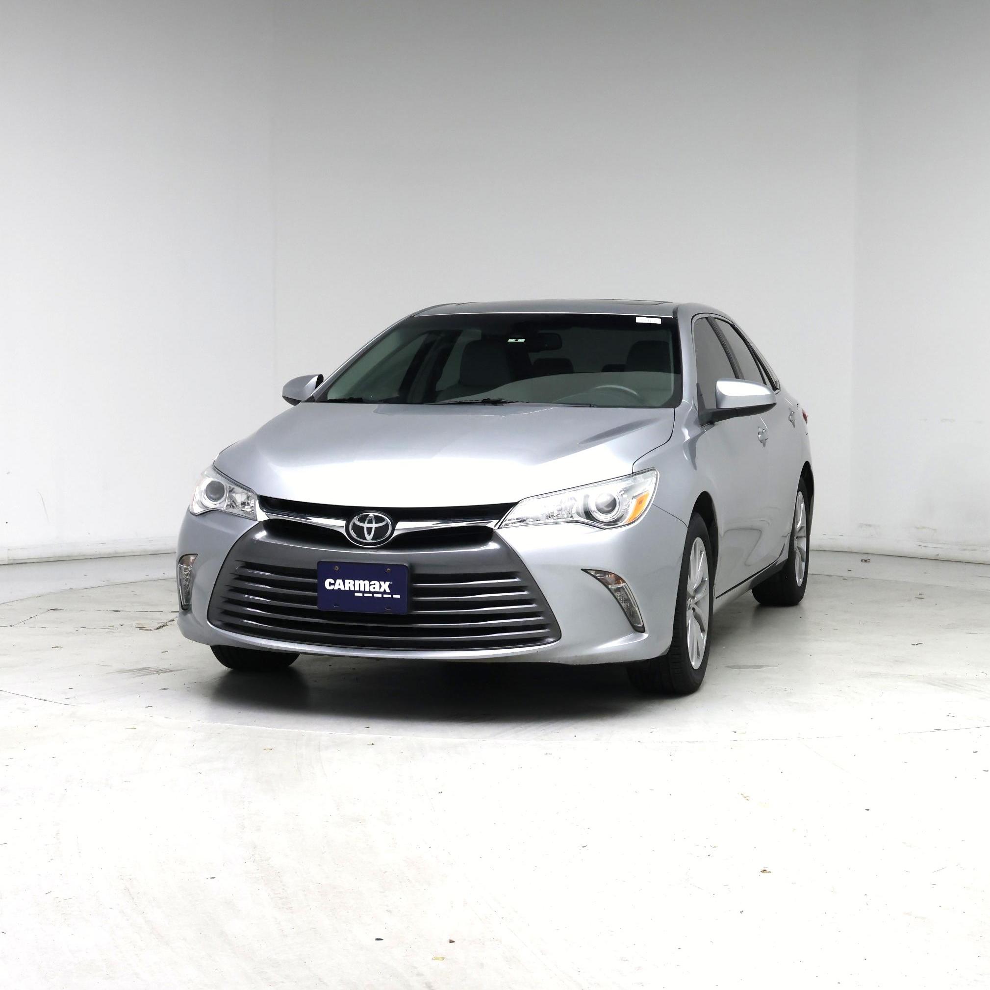 Thumbnail: 2016 Toyota Camry - 4