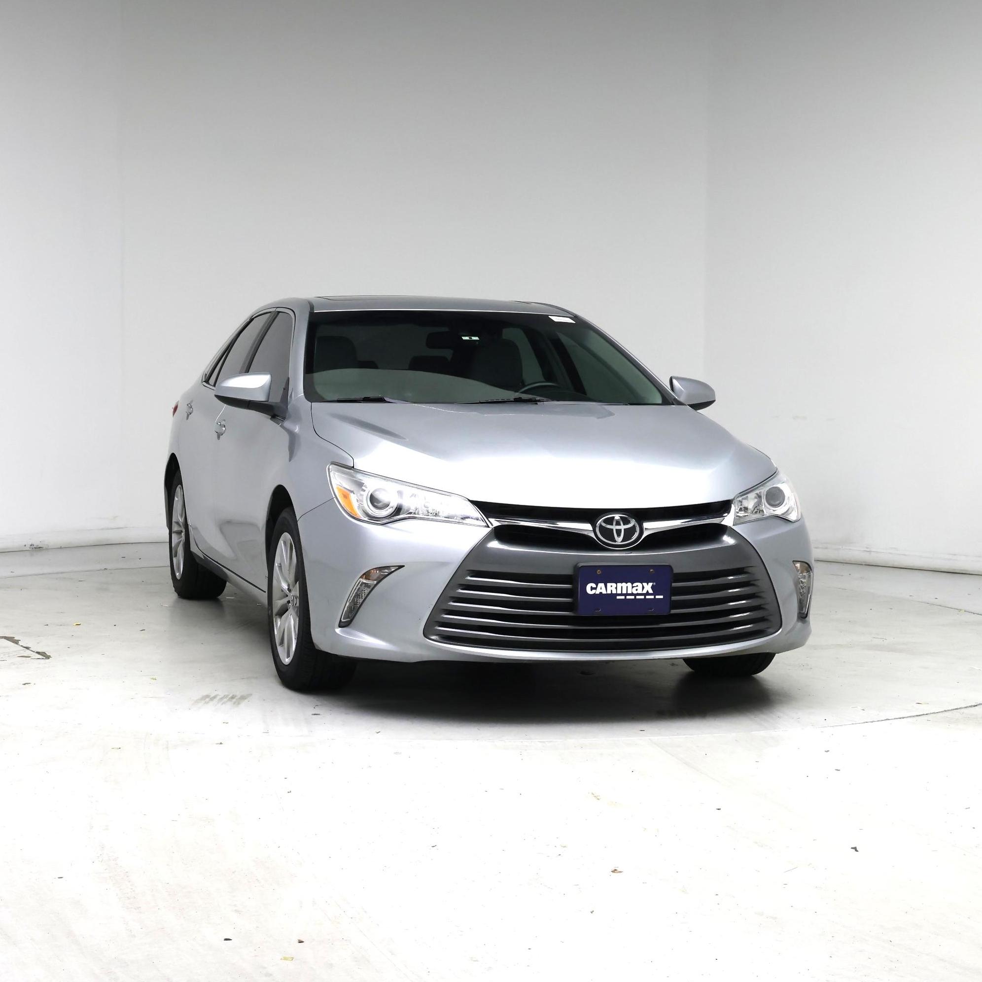 Thumbnail: 2016 Toyota Camry - 5