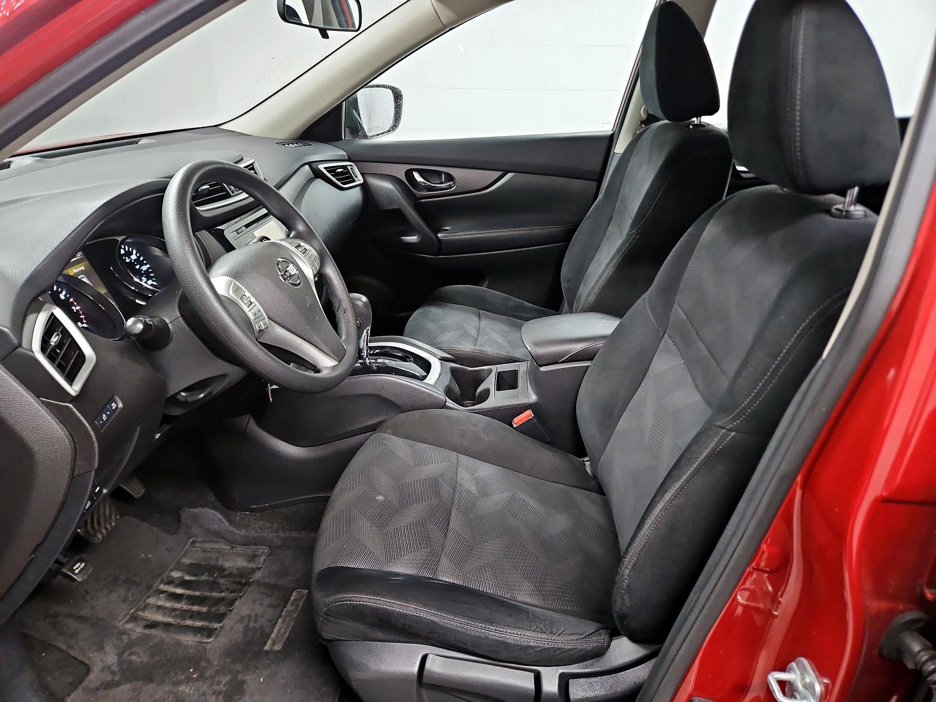 Thumbnail: 2016 Nissan Rogue - 11