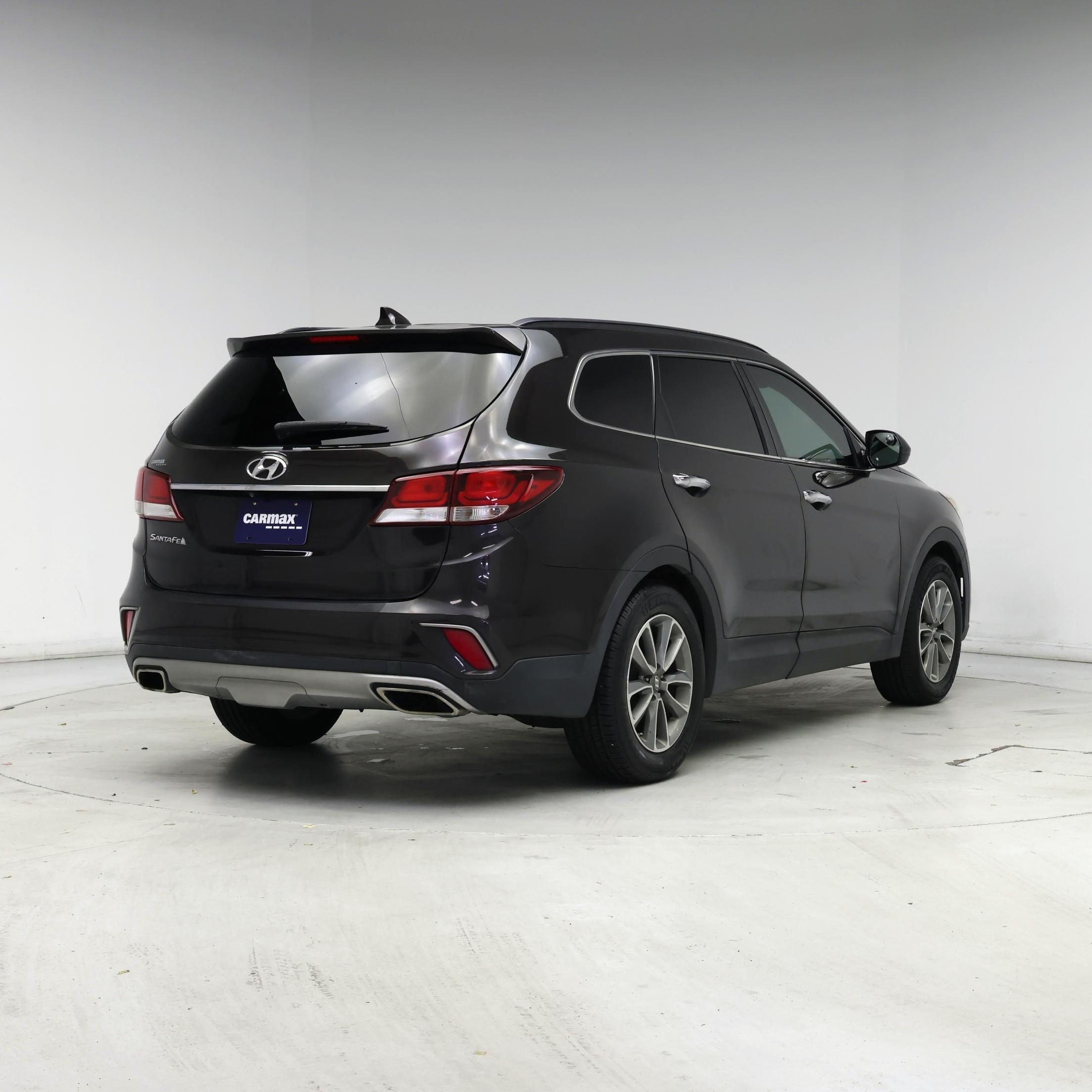 Thumbnail: 2017 Hyundai Santa Fe - 8