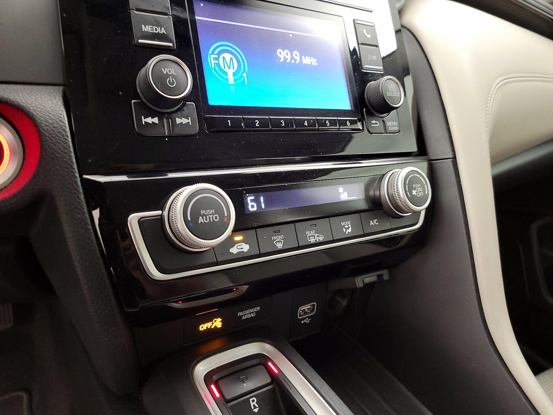 Thumbnail: 2019 Honda Insight - 15