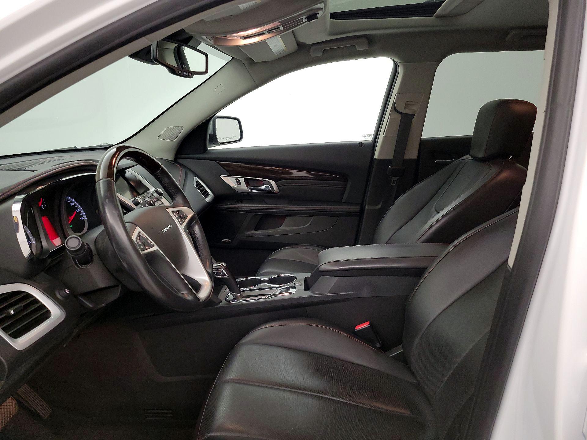 Thumbnail: 2015 GMC Terrain - 11