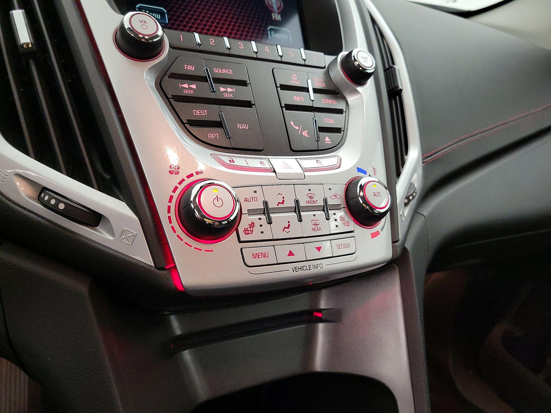 Thumbnail: 2015 GMC Terrain - 16