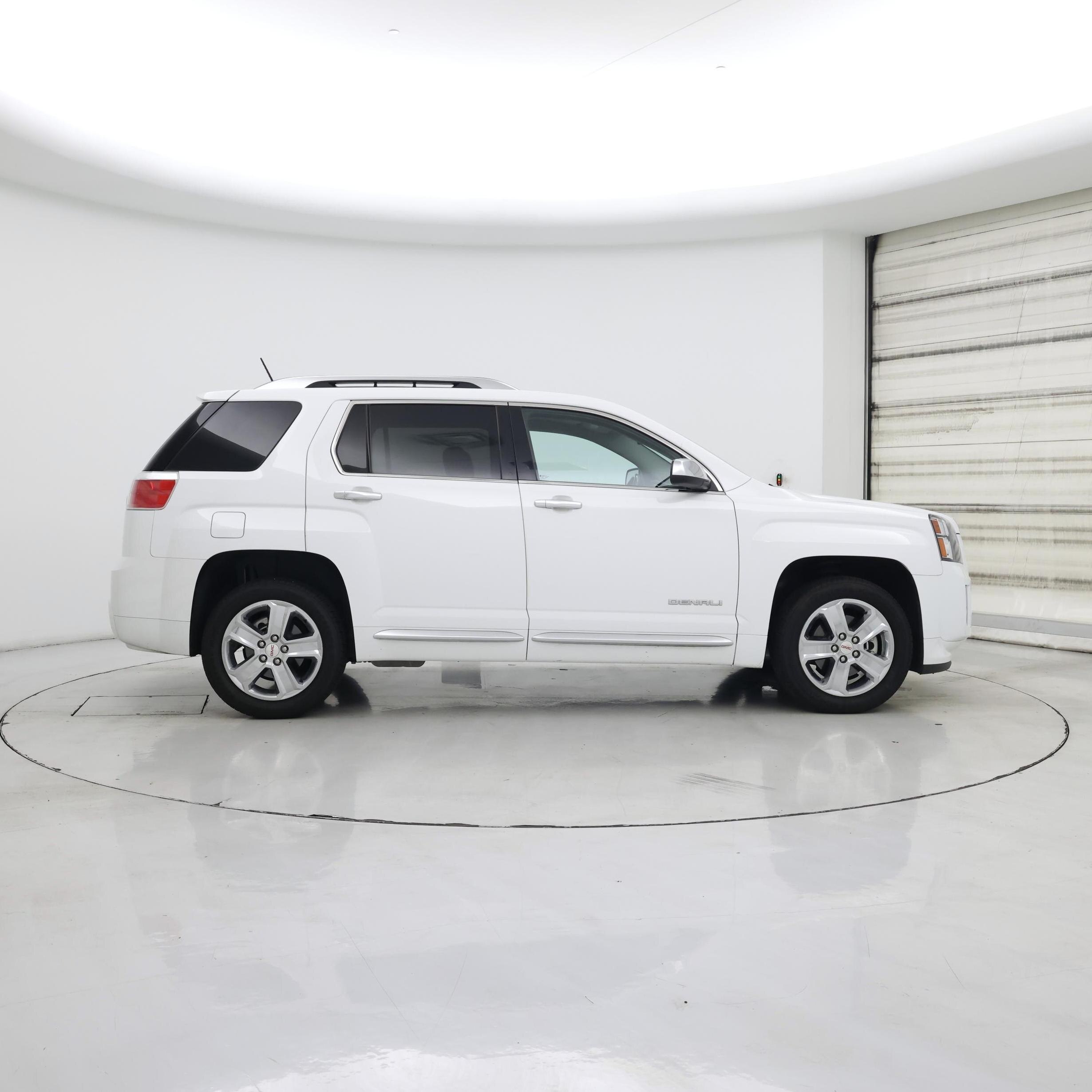 Thumbnail: 2015 GMC Terrain - 7