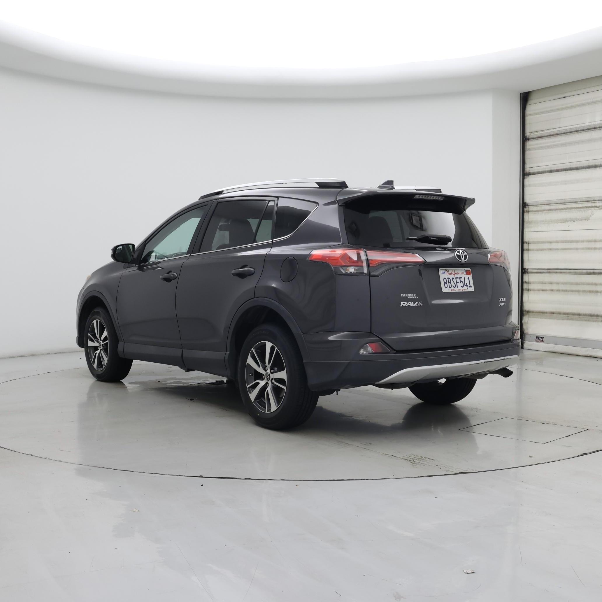 Thumbnail: 2016 Toyota RAV4 - 2