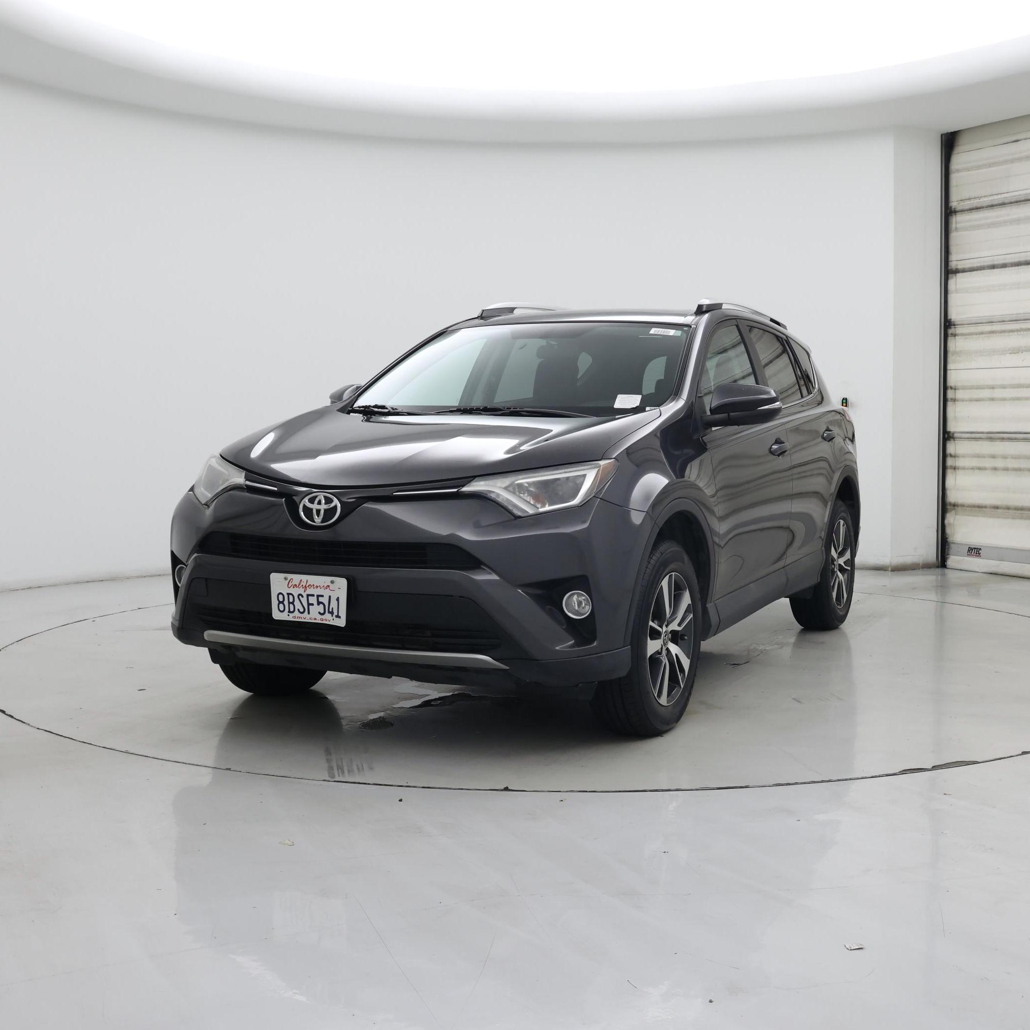 Thumbnail: 2016 Toyota RAV4 - 4