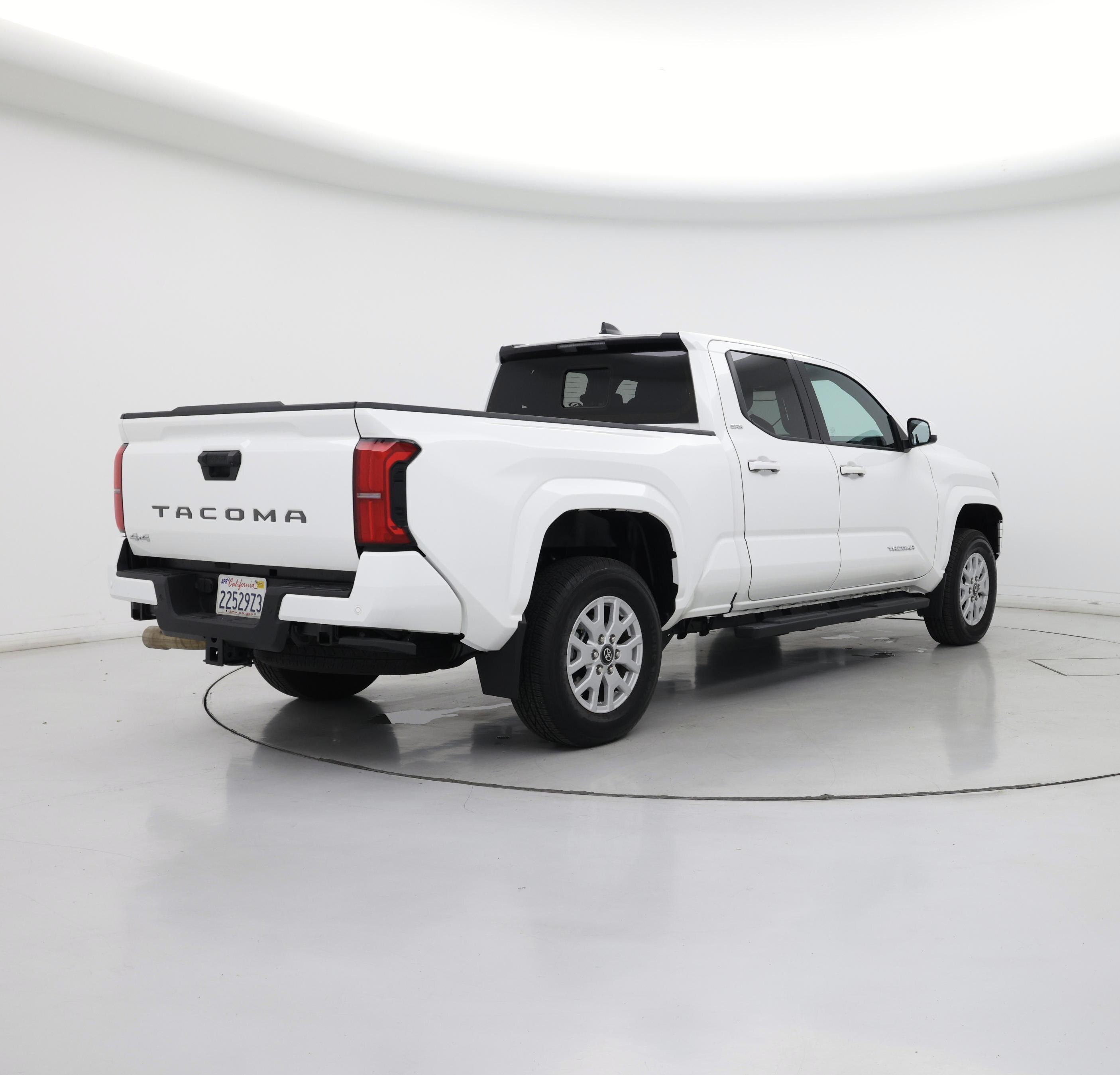 Thumbnail: 2024 Toyota Tacoma - 8