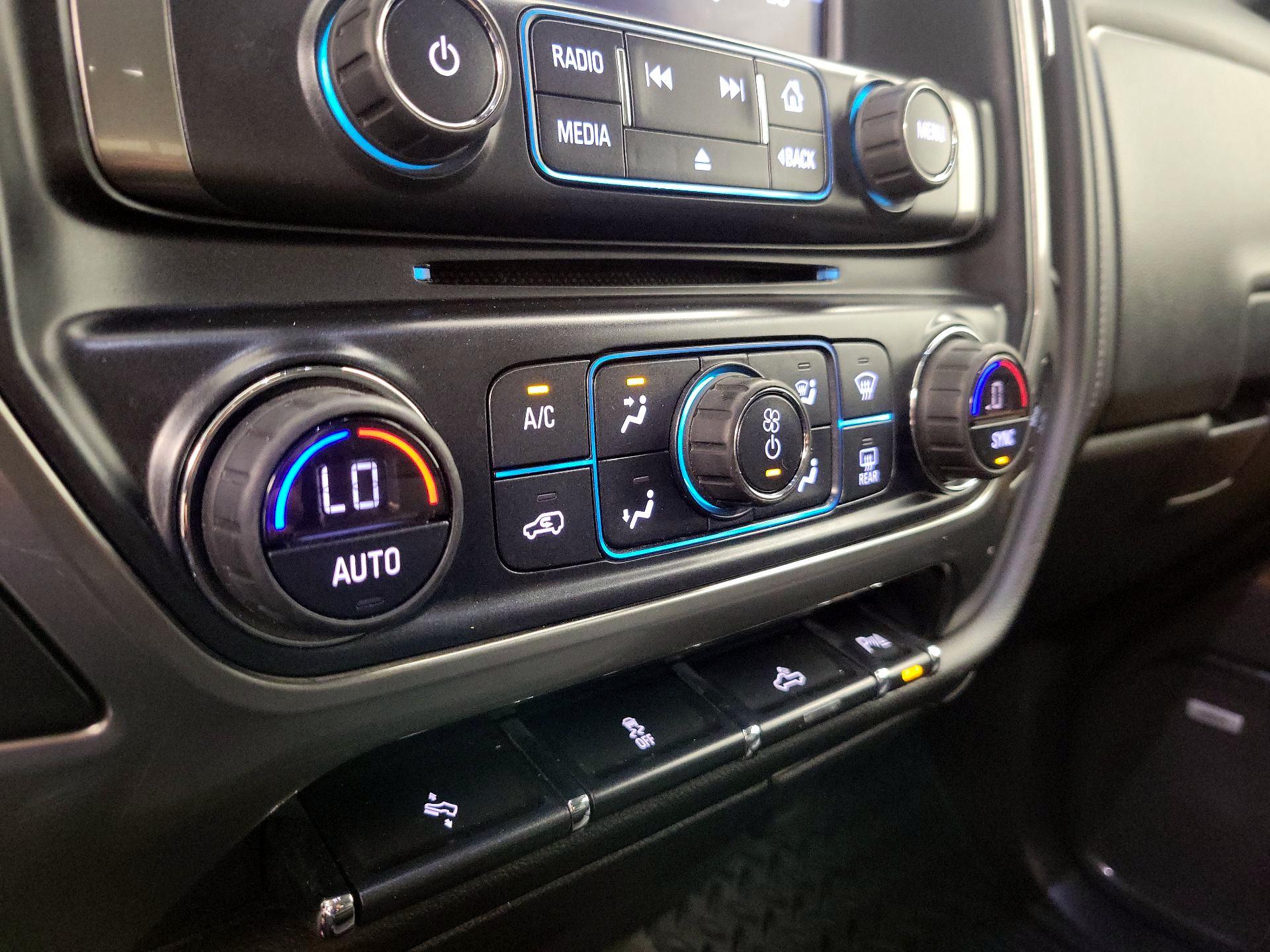 Thumbnail: 2018 Chevrolet Silverado 1500 - 16