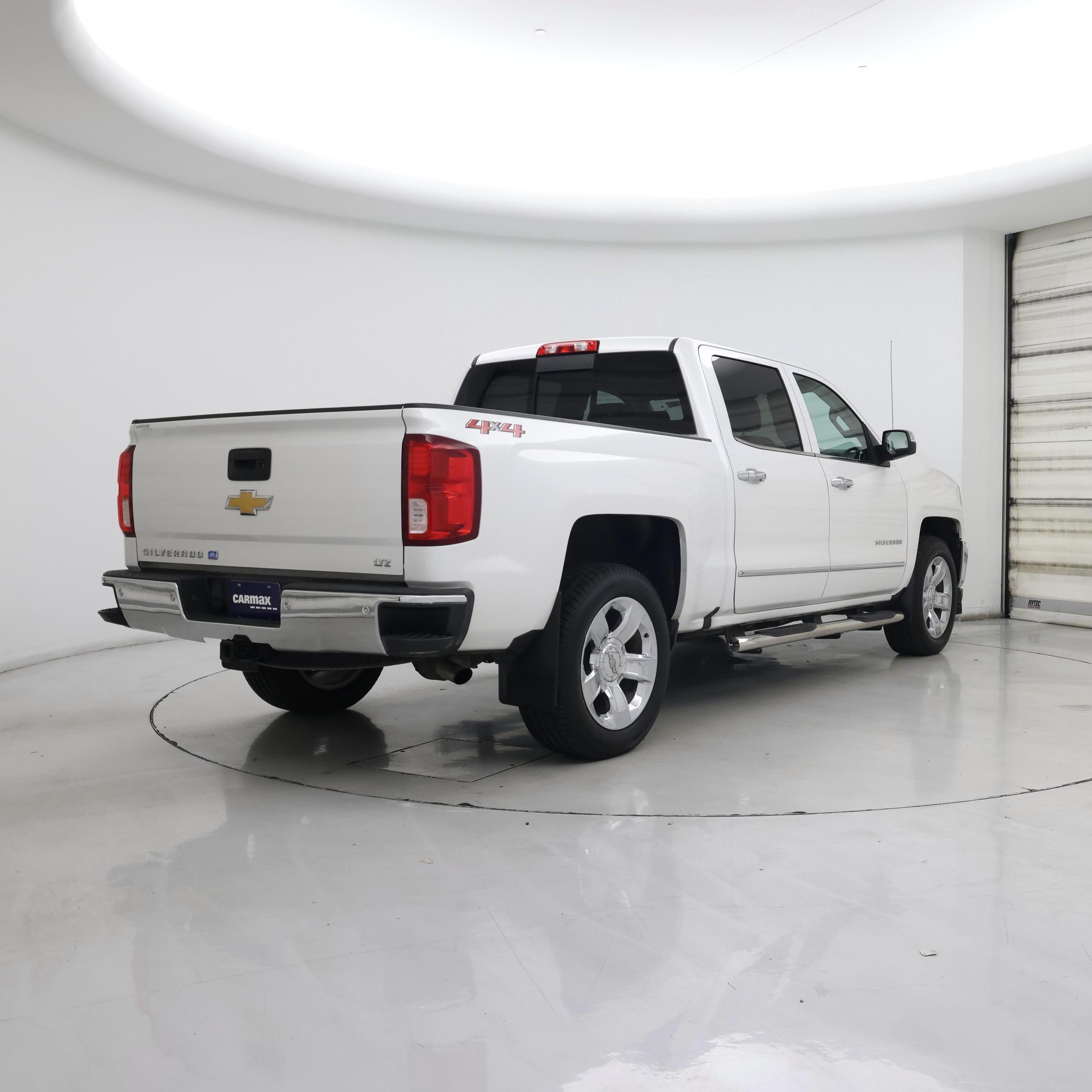 Thumbnail: 2018 Chevrolet Silverado 1500 - 8
