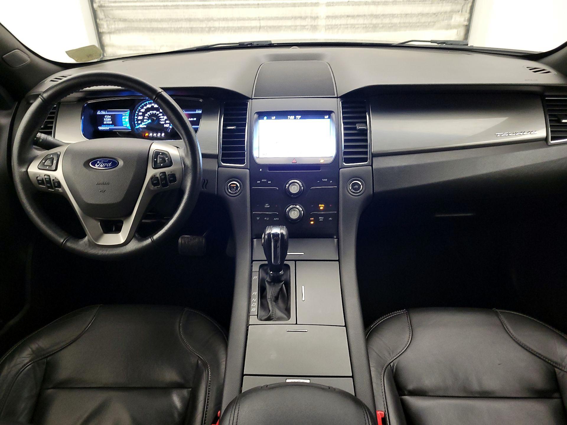 Thumbnail: 2016 Ford Taurus - 9