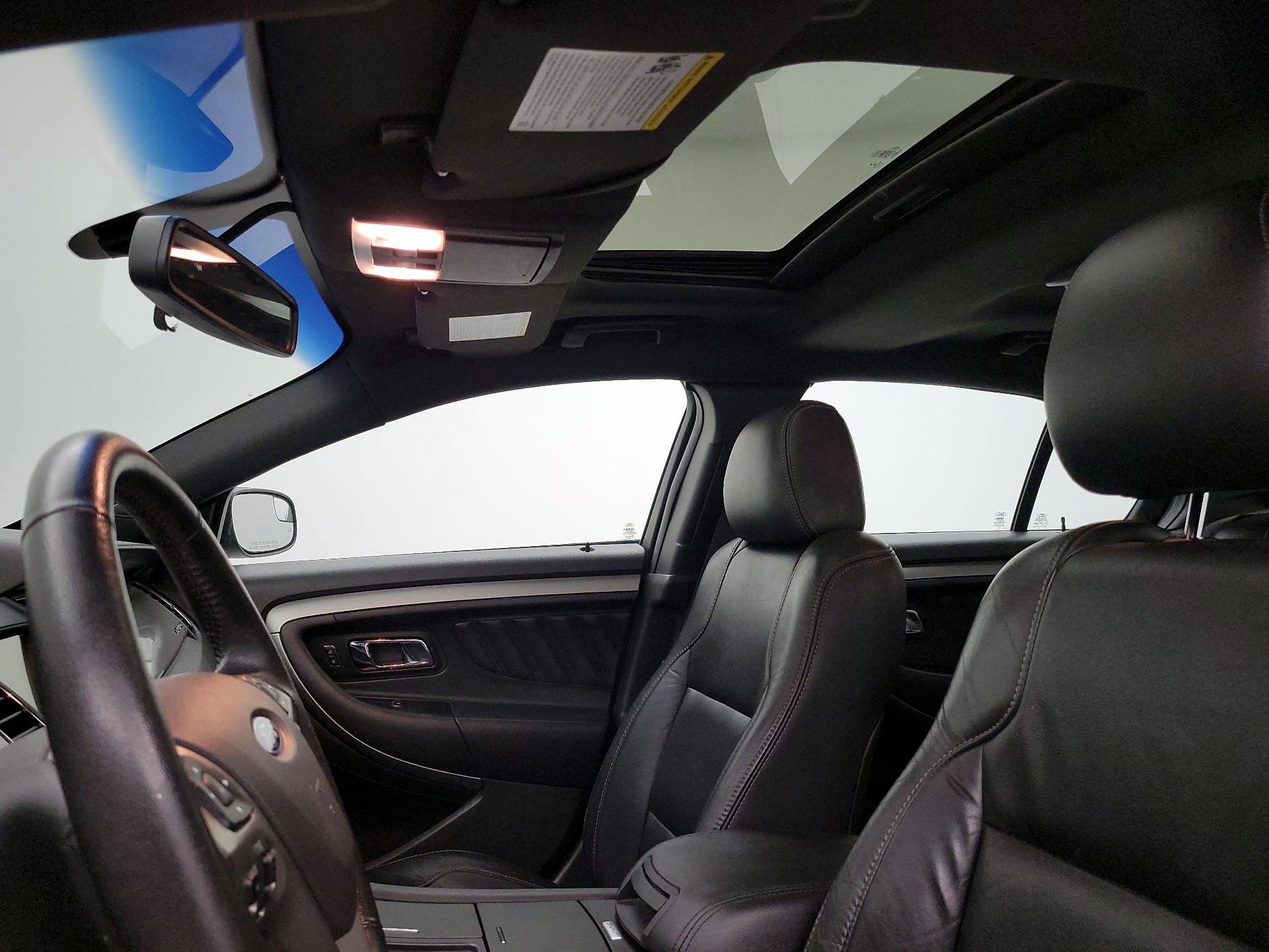 Thumbnail: 2016 Ford Taurus - 18