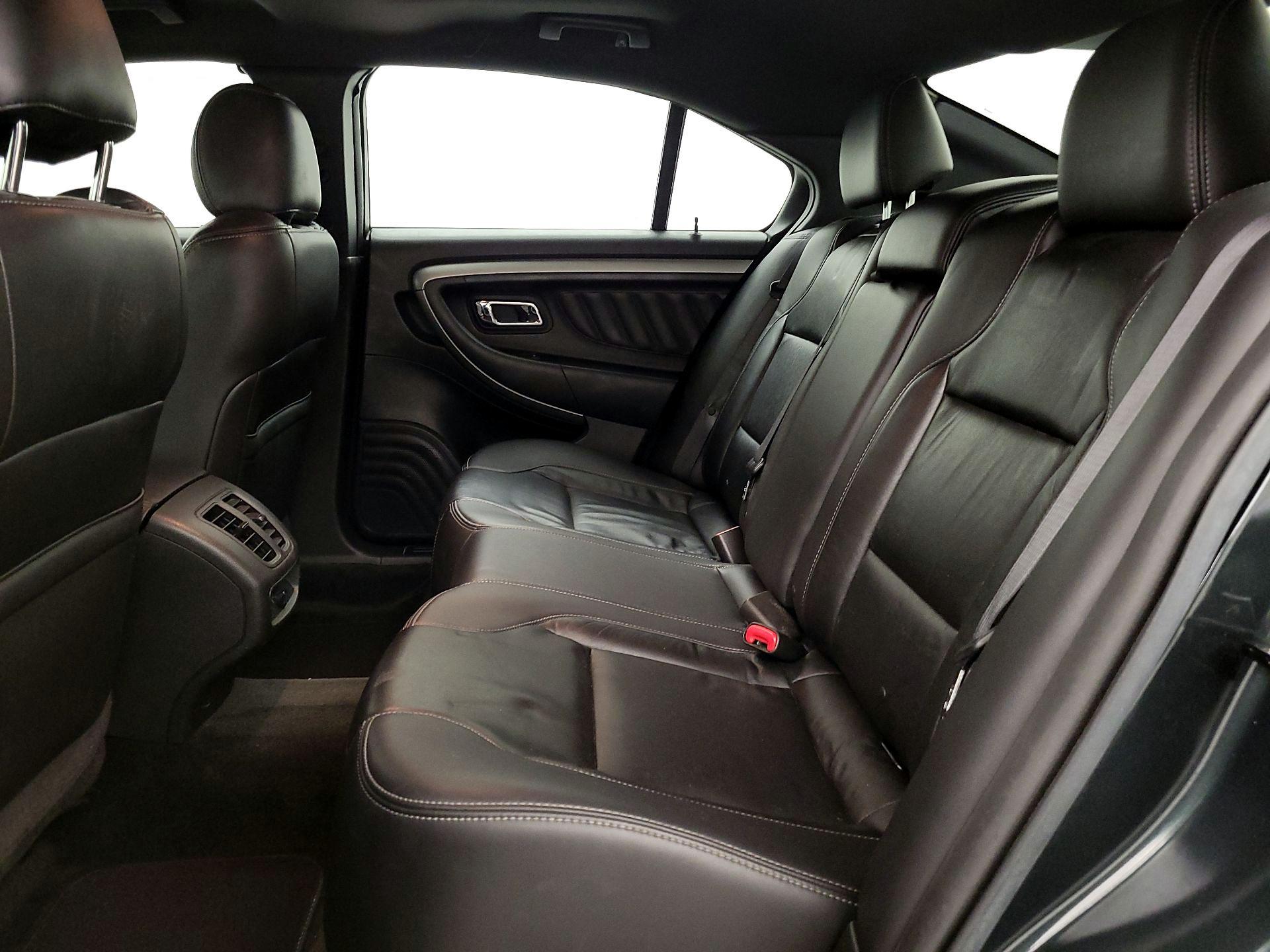 Thumbnail: 2016 Ford Taurus - 19