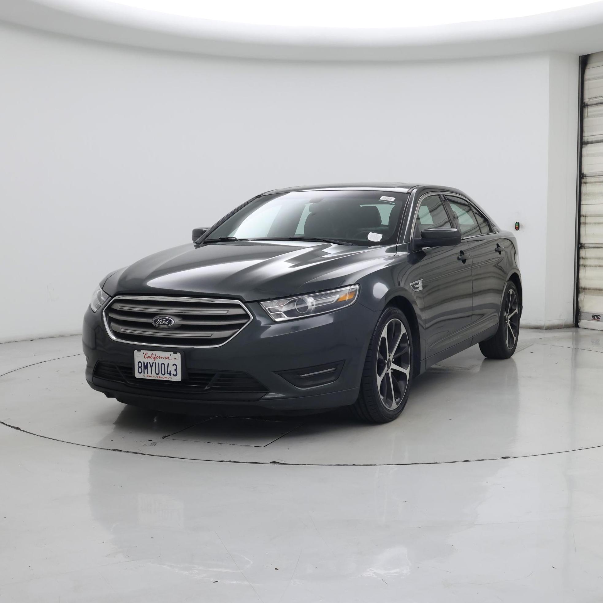 Thumbnail: 2016 Ford Taurus - 4